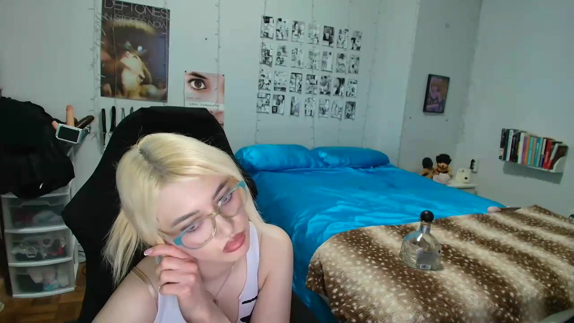 Gallery image thumbnail from AnnaTame's myfreecams stream on, 06/13/2026, 07:31 image 15 of 20