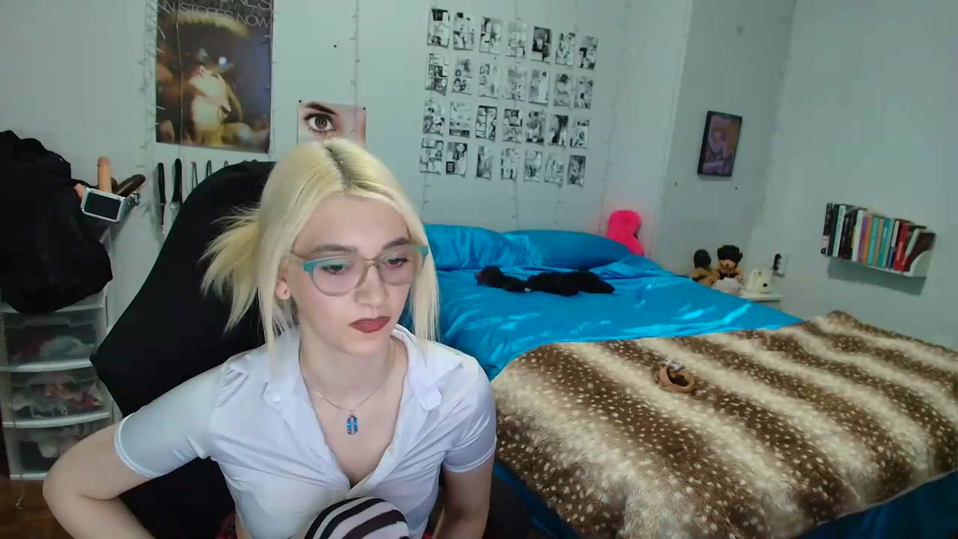 Gallery image thumbnail from AnnaTame's myfreecams stream on, 06/15/2026, 06:25 image 3 of 20