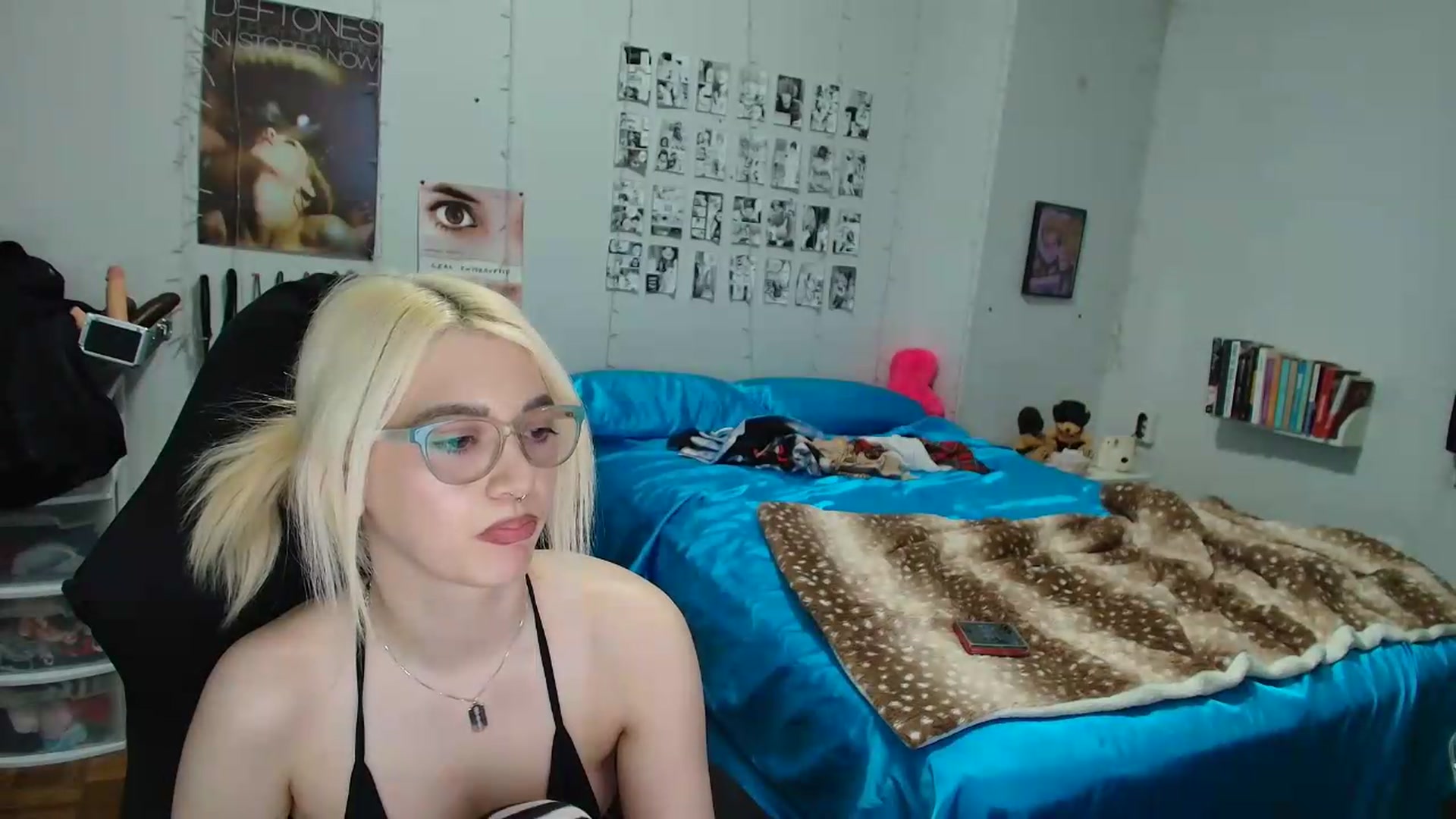 Gallery image thumbnail from AnnaTame's myfreecams stream on, 06/15/2026, 08:01 image 19 of 20