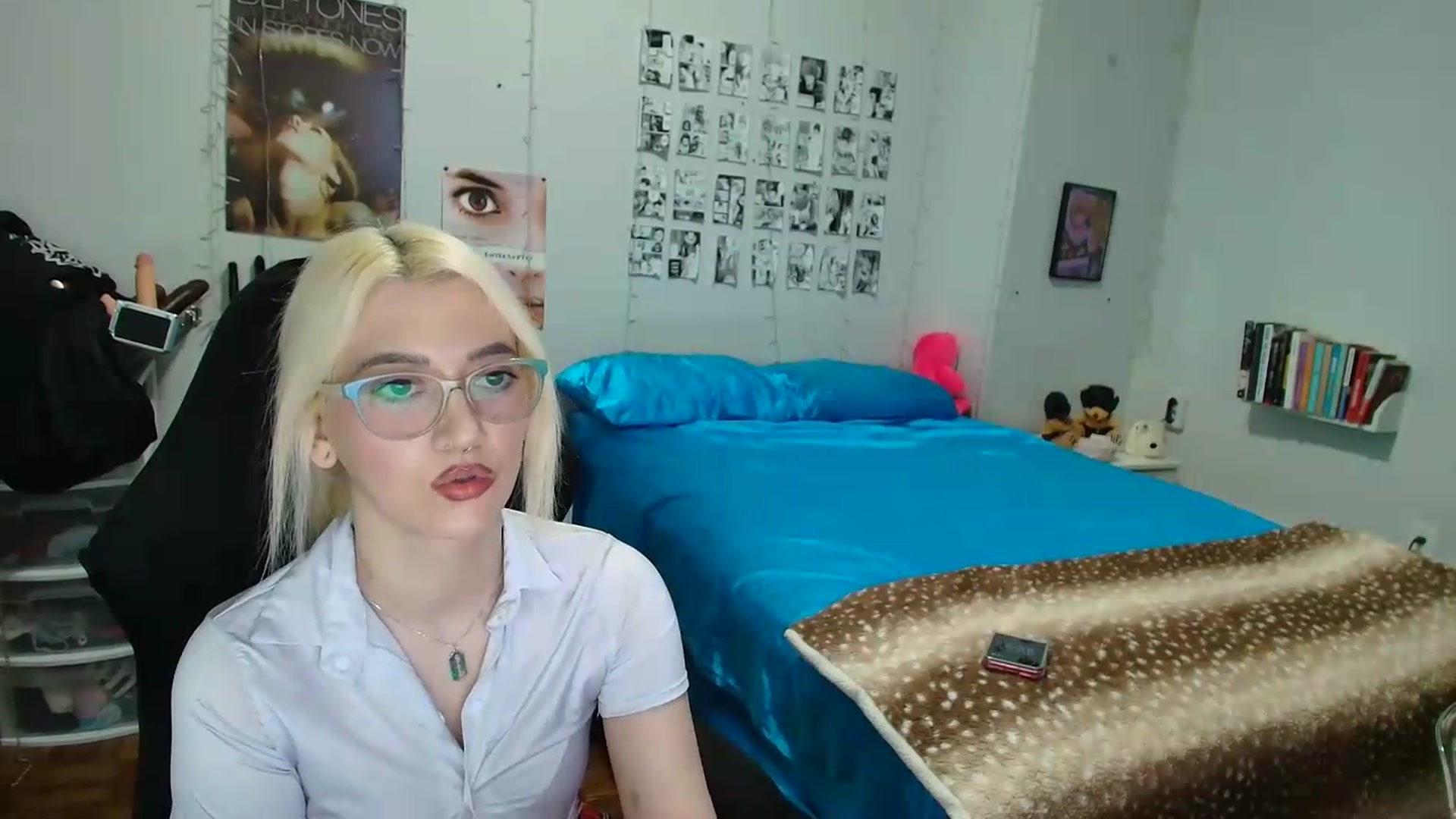 Gallery image thumbnail from AnnaTame's myfreecams stream on, 06/16/2026, 04:43 image 11 of 20