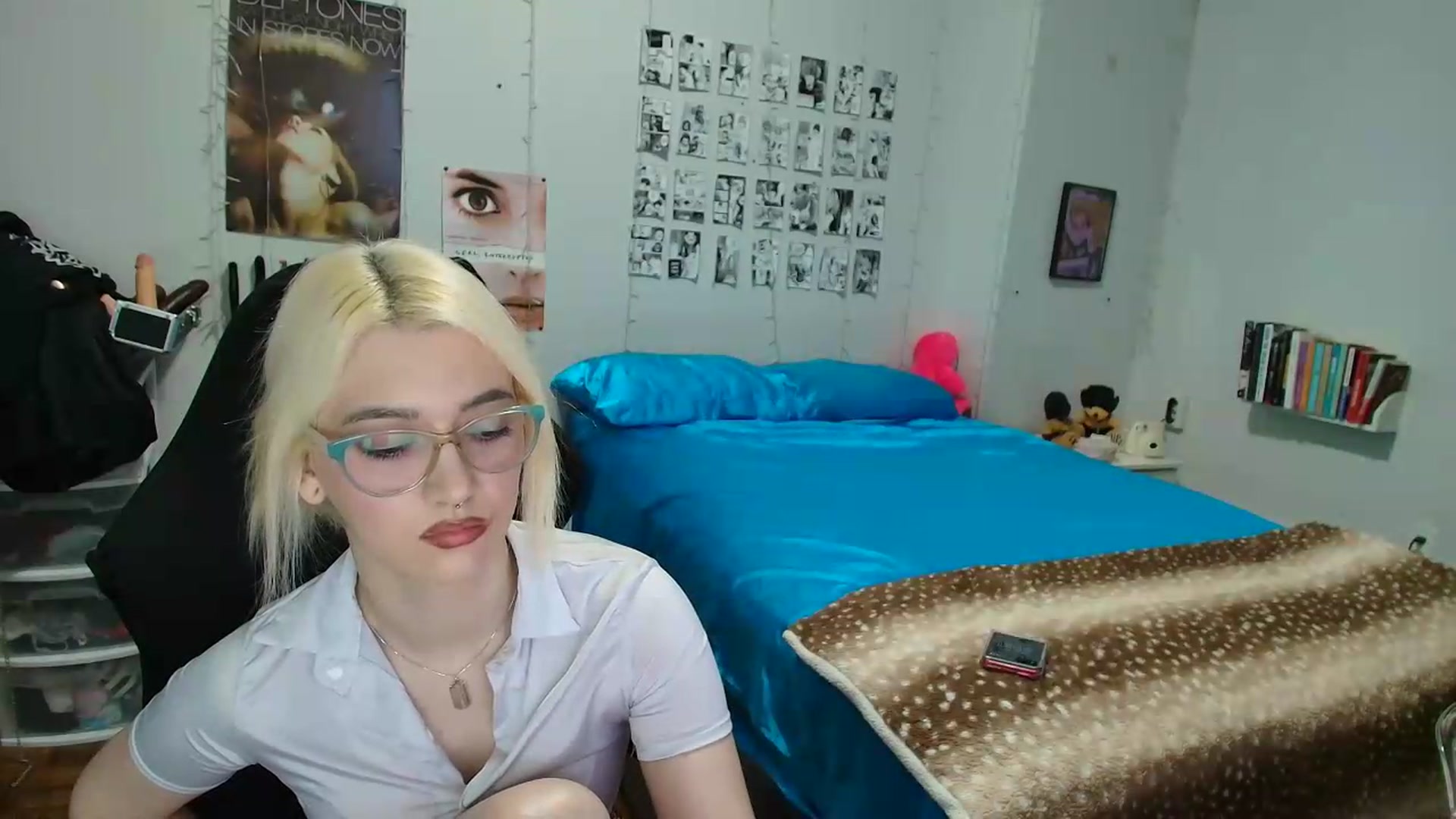 Gallery image thumbnail from AnnaTame's myfreecams stream on, 06/16/2026, 04:43 image 7 of 20