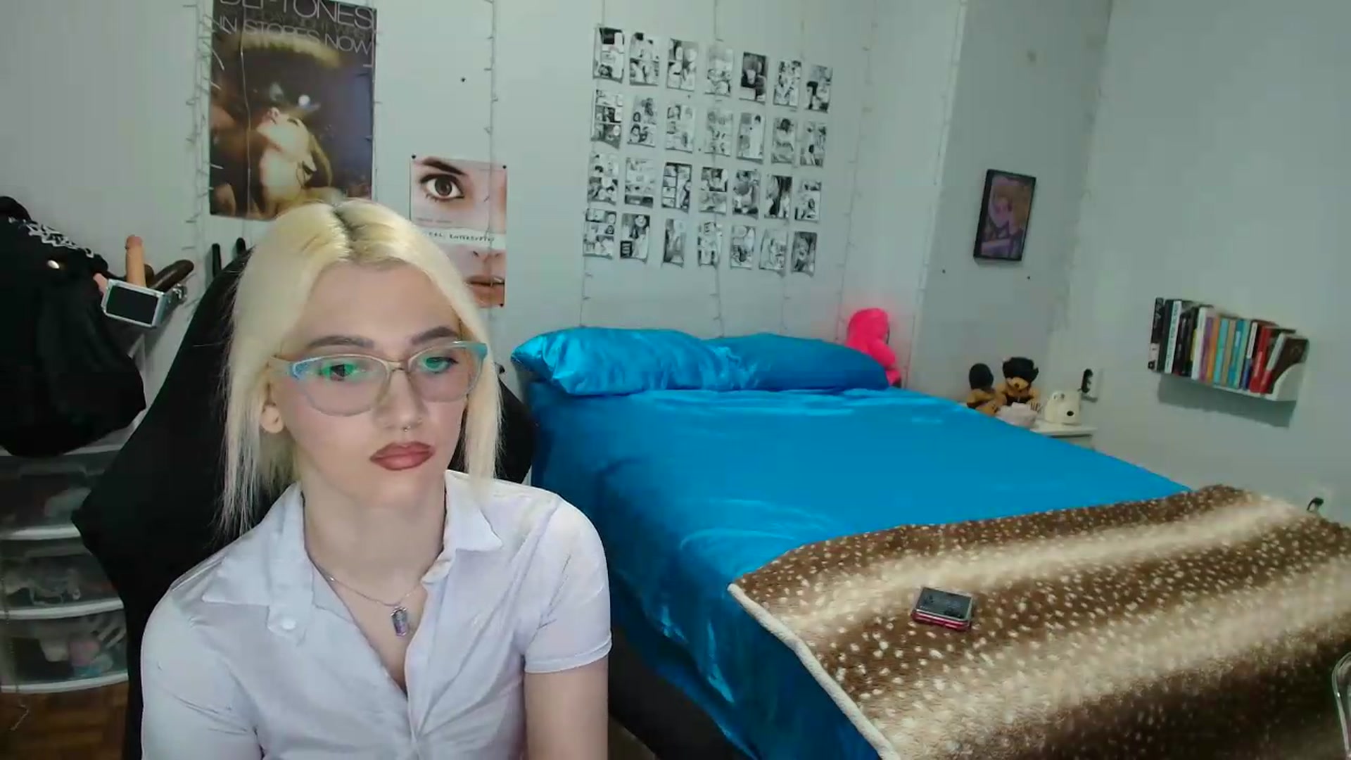 Gallery image thumbnail from AnnaTame's myfreecams stream on, 06/16/2026, 04:43 image 9 of 20