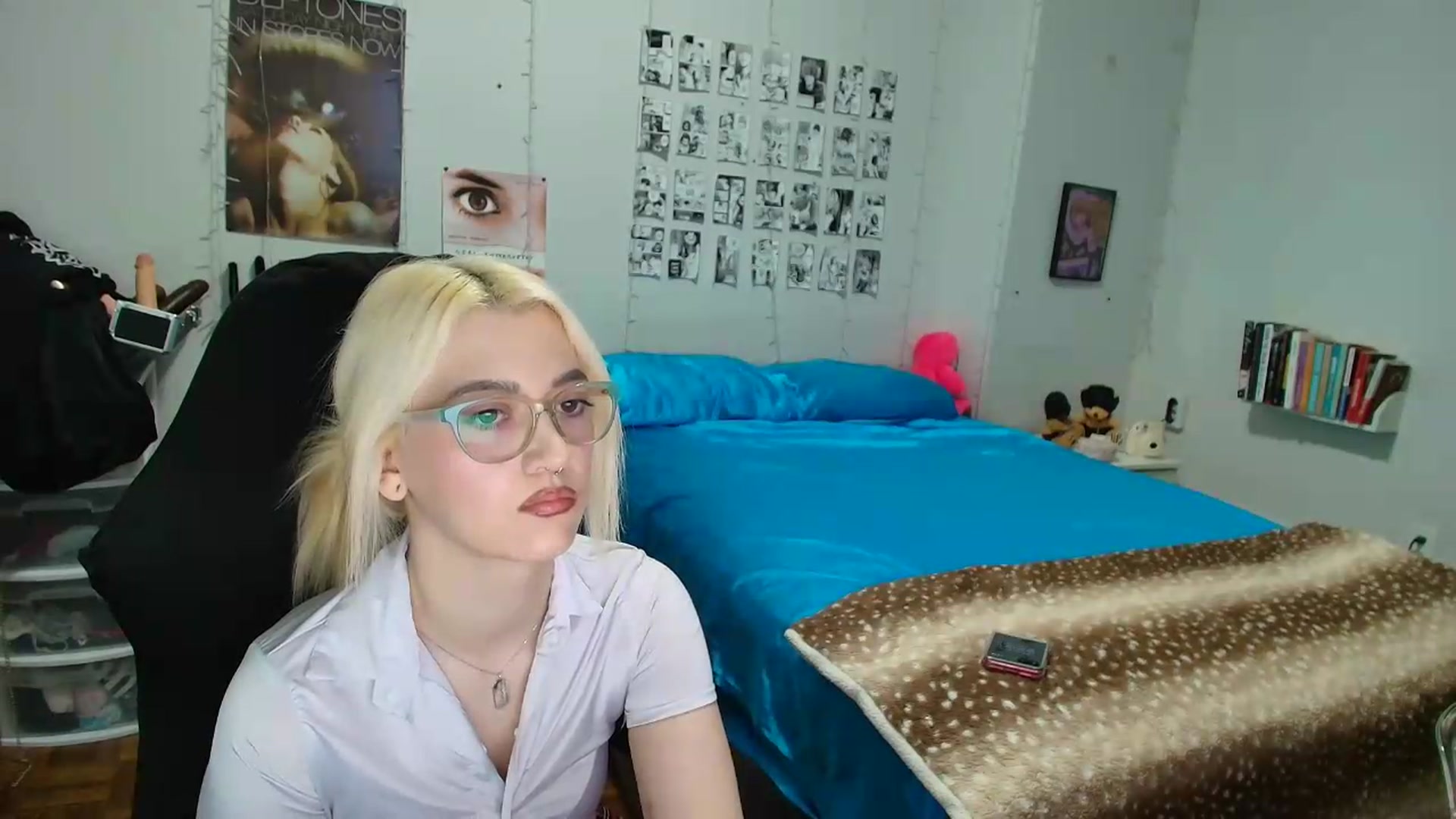 Gallery image thumbnail from AnnaTame's myfreecams stream on, 06/16/2026, 04:43 image 10 of 20