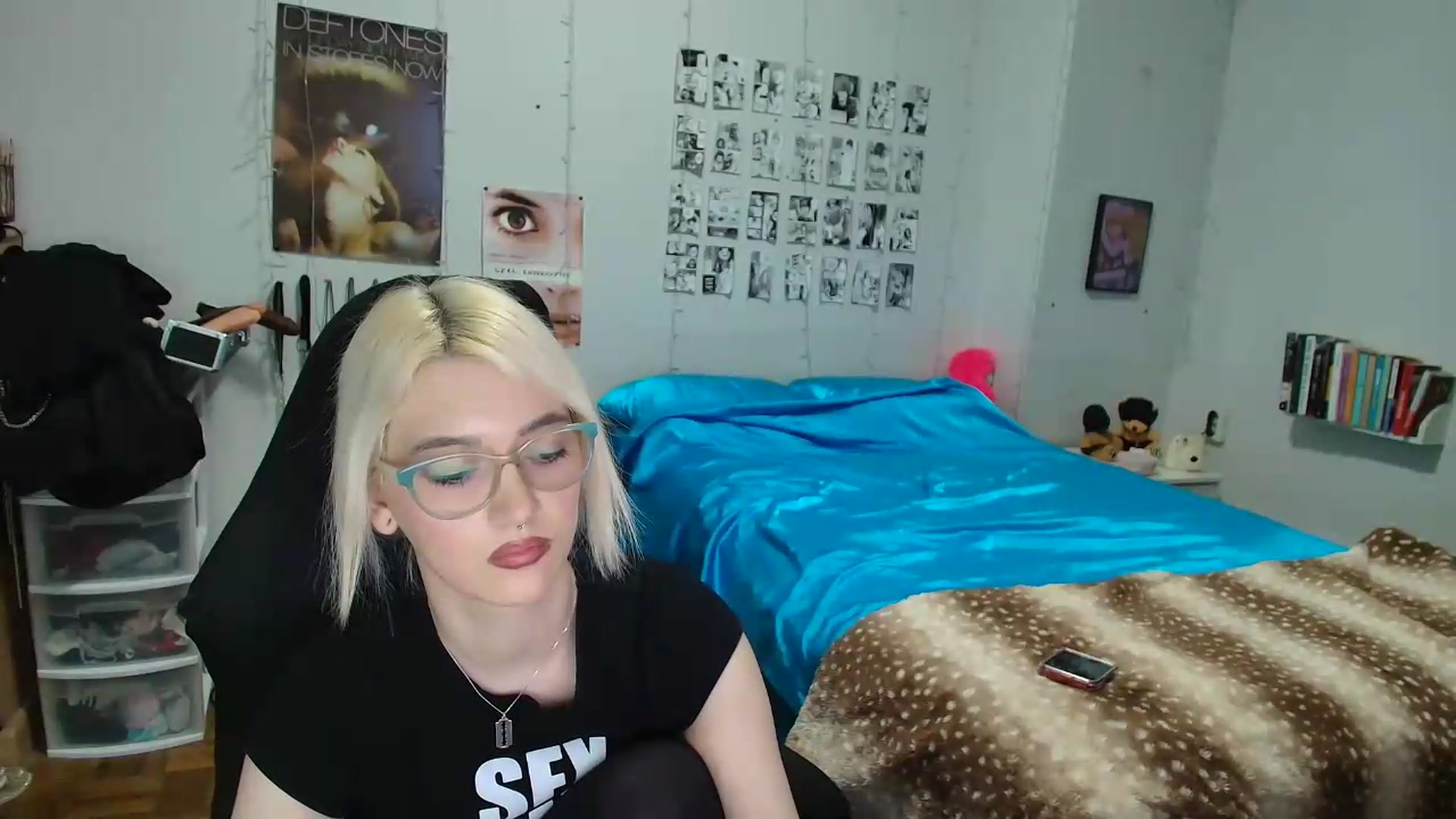Gallery image thumbnail from AnnaTame's myfreecams stream on, 06/19/2026, 08:25 image 17 of 20