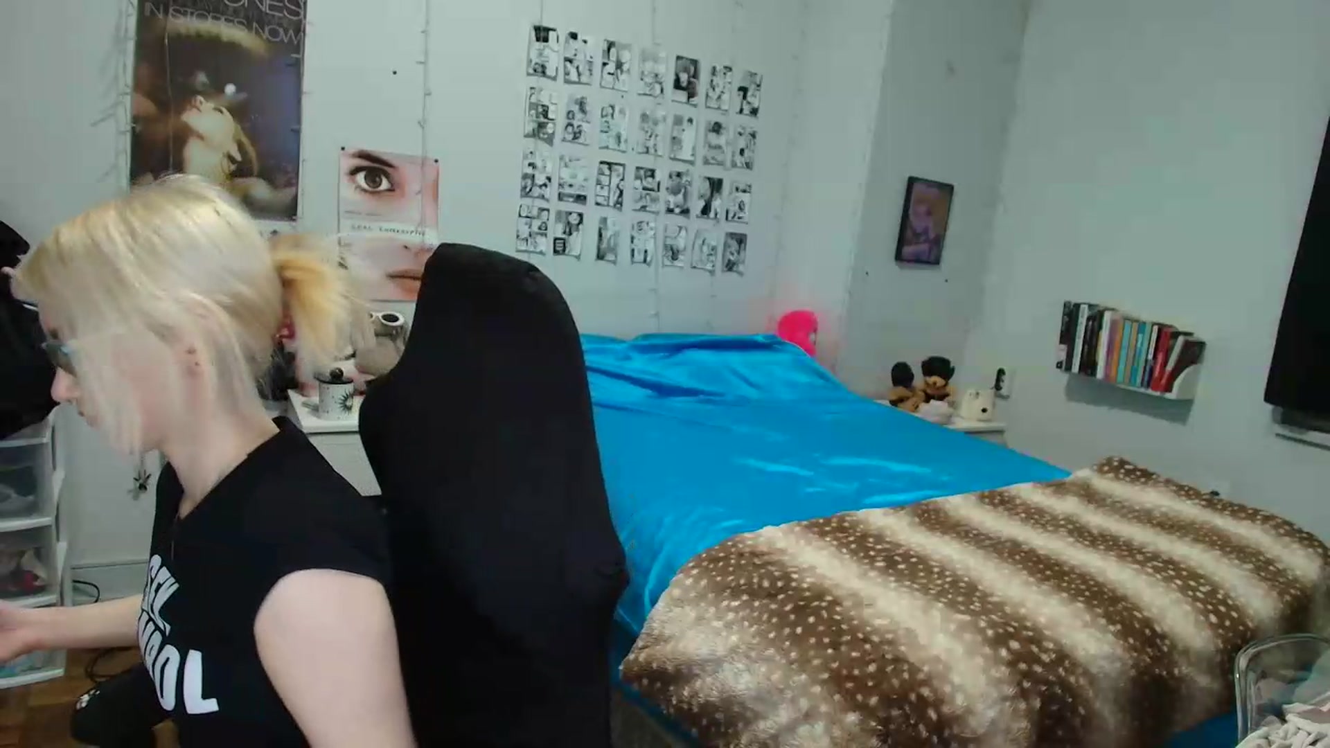 Gallery image thumbnail from AnnaTame's myfreecams stream on, 06/19/2026, 08:25 image 9 of 20