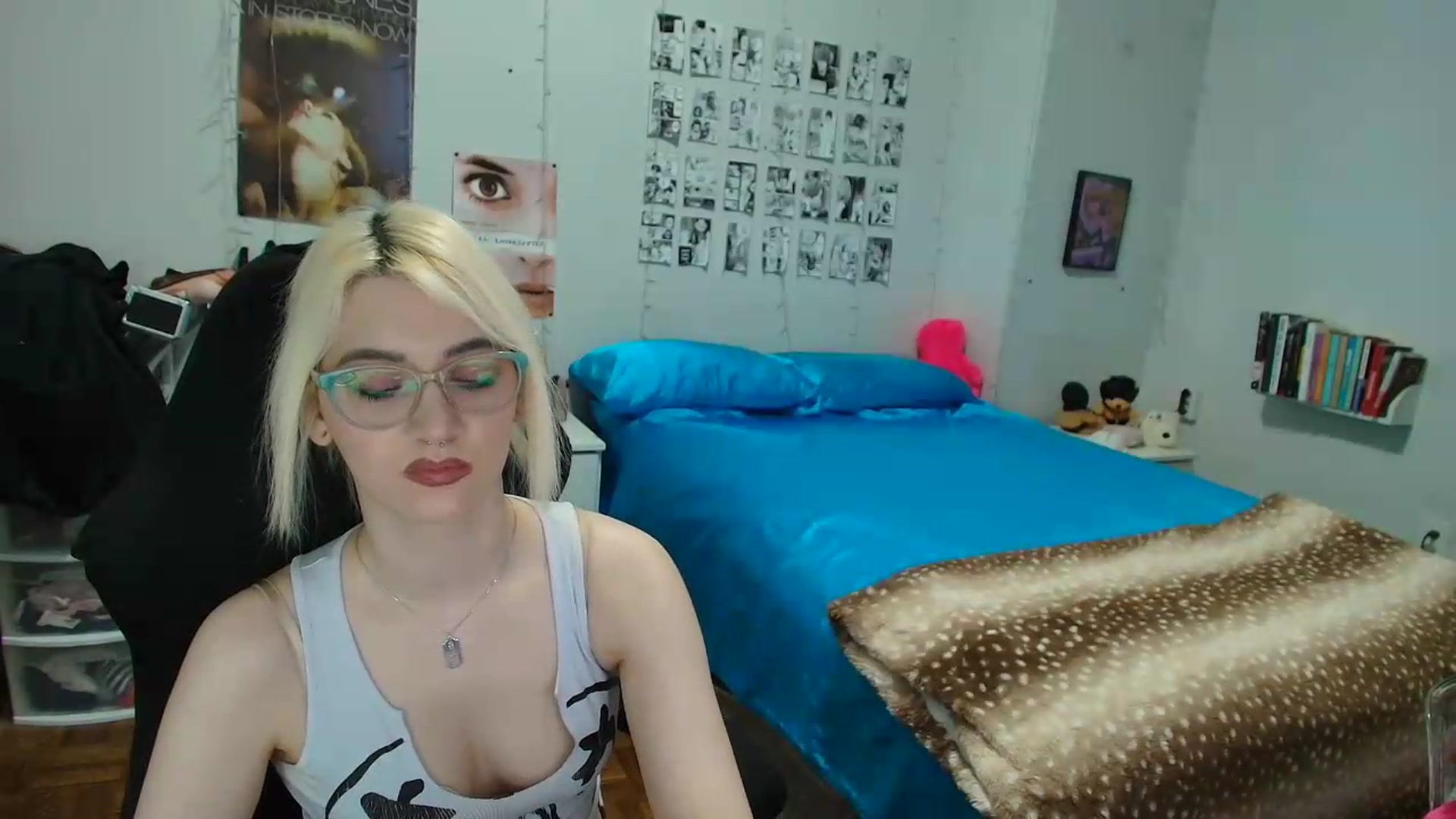 Gallery image thumbnail from AnnaTame's myfreecams stream on, 06/28/2026, 05:25 image 18 of 20
