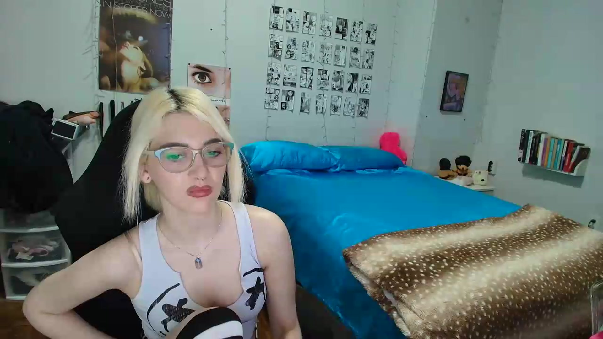 Gallery image thumbnail from AnnaTame's myfreecams stream on, 06/28/2026, 05:25 image 10 of 20