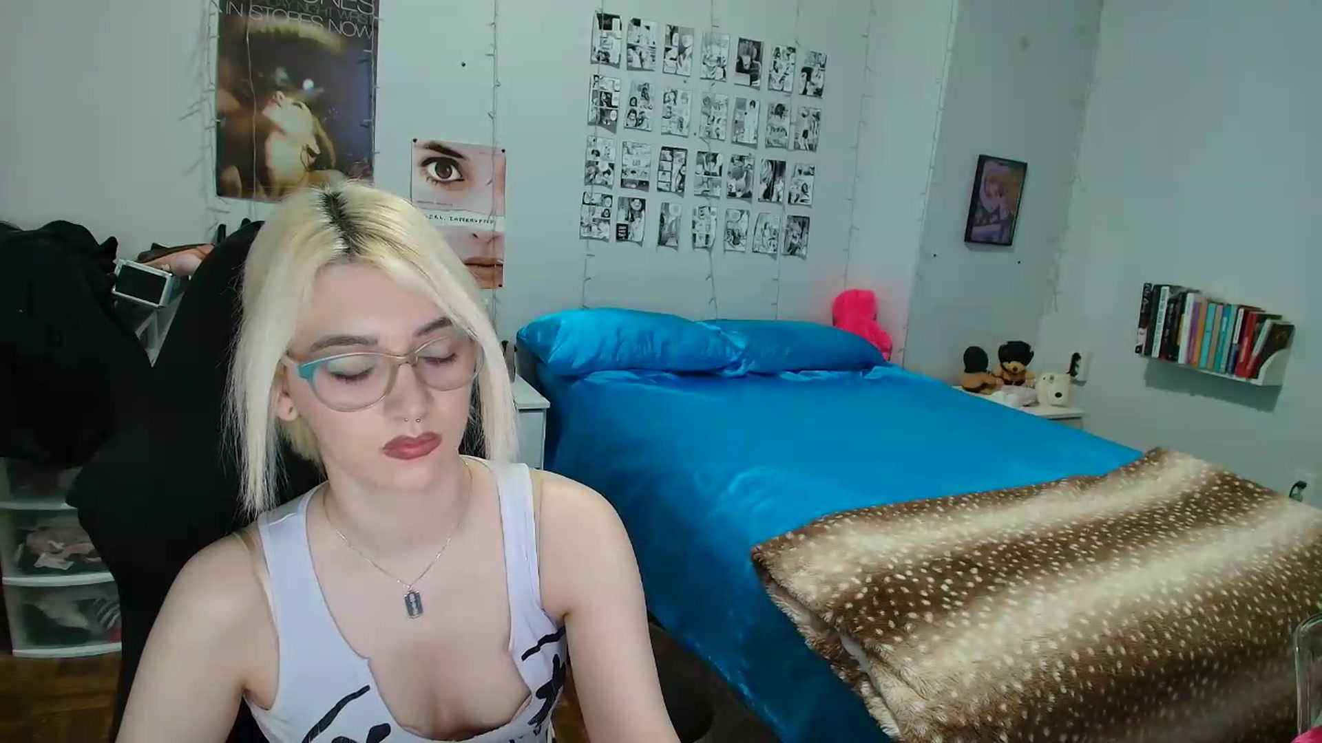 Gallery image thumbnail from AnnaTame's myfreecams stream on, 06/28/2026, 05:25 image 16 of 20