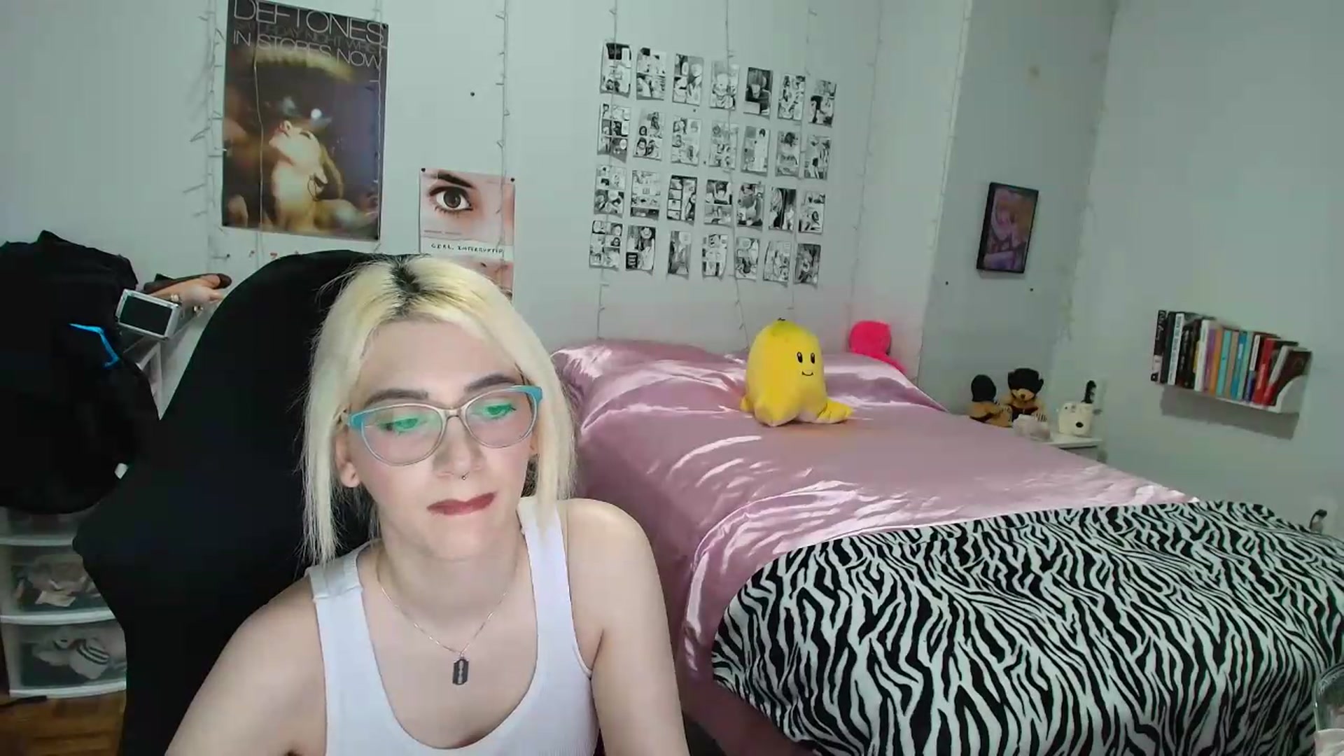 Gallery image thumbnail from AnnaTame's myfreecams stream on, 07/01/2026, 05:34 image 14 of 20