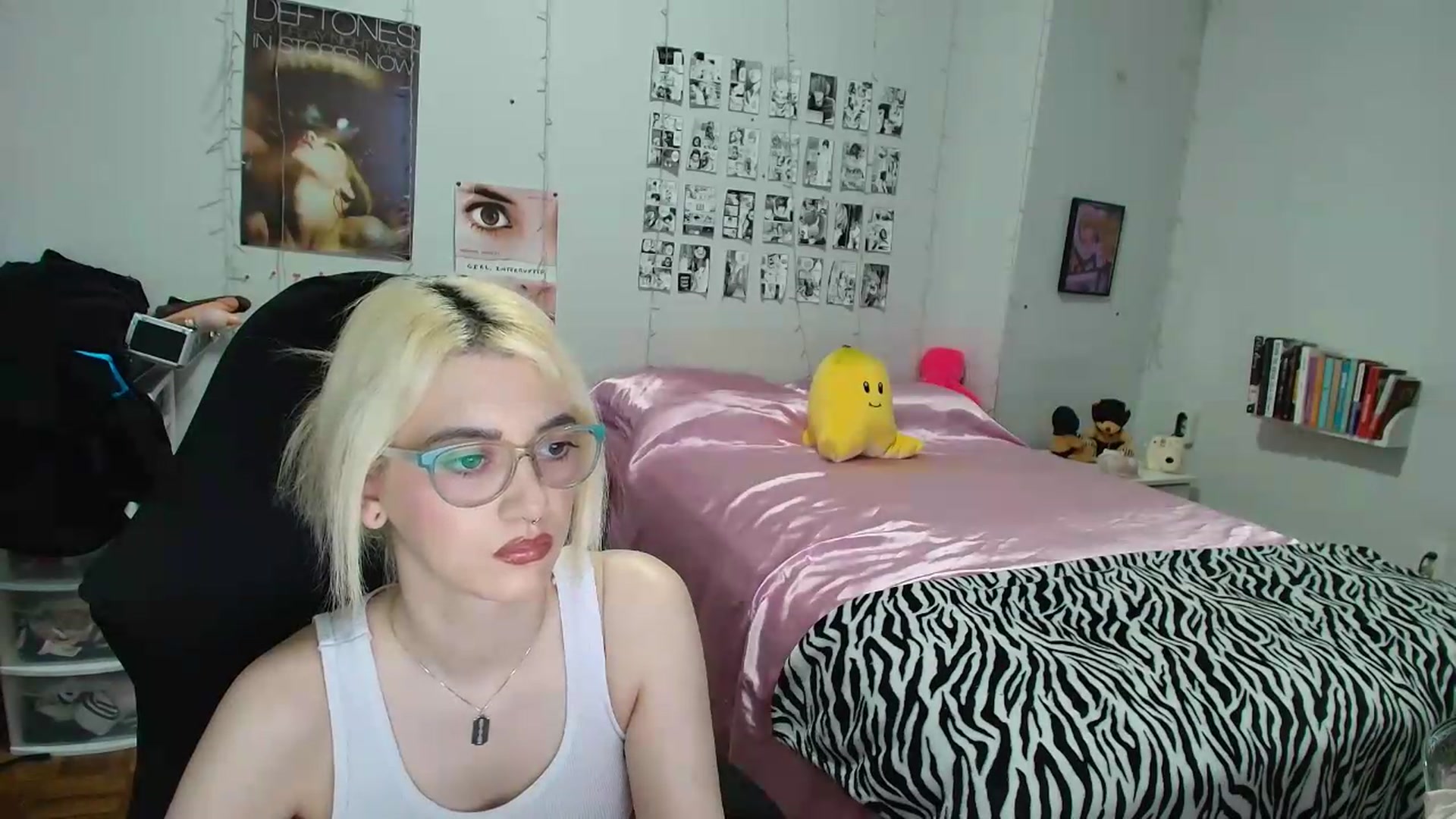 Gallery image thumbnail from AnnaTame's myfreecams stream on, 07/01/2026, 05:34 image 16 of 20