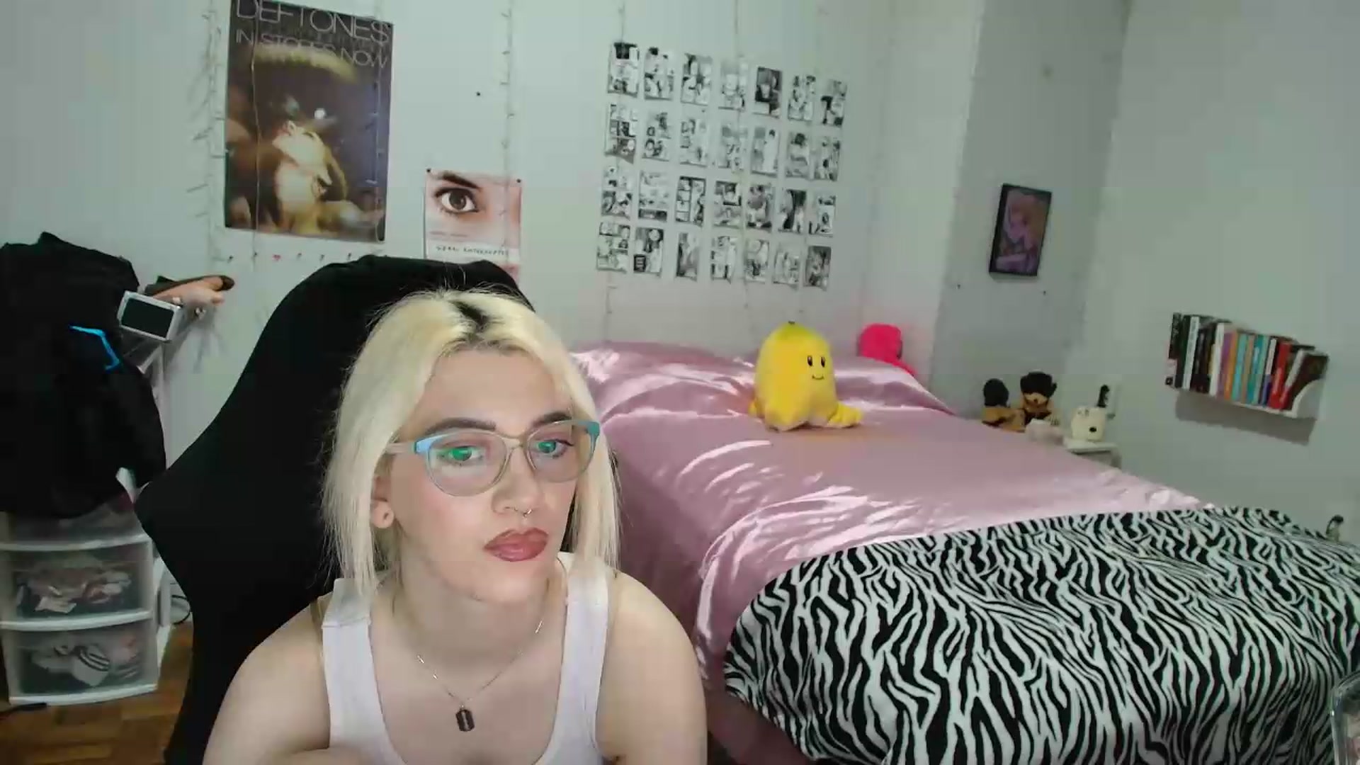 Gallery image thumbnail from AnnaTame's myfreecams stream on, 07/01/2026, 06:17 image 3 of 20