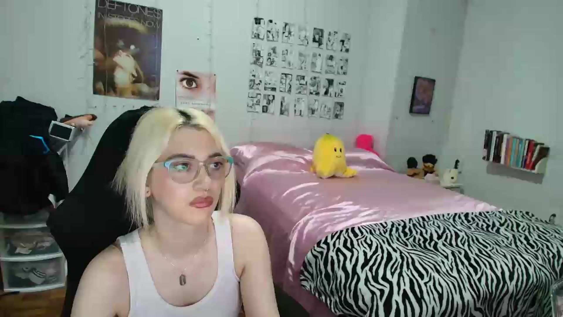 Gallery image thumbnail from AnnaTame's myfreecams stream on, 07/01/2026, 06:17 image 19 of 20