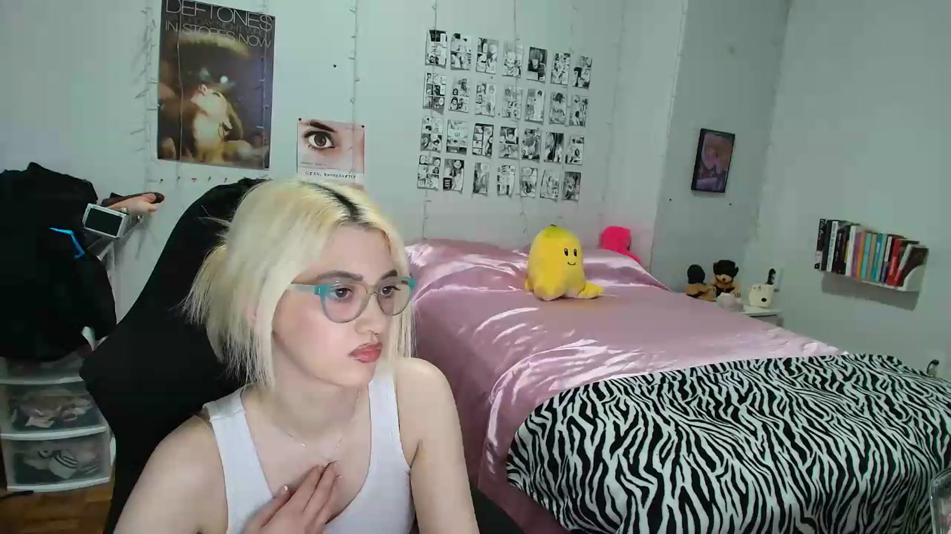 Gallery image thumbnail from AnnaTame's myfreecams stream on, 07/01/2026, 06:17 image 14 of 20