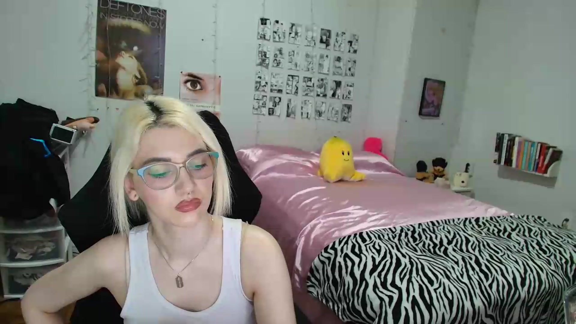 Gallery image thumbnail from AnnaTame's myfreecams stream on, 07/01/2026, 06:17 image 6 of 20