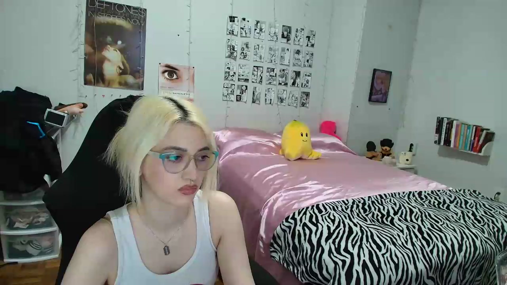 Gallery image thumbnail from AnnaTame's myfreecams stream on, 07/01/2026, 06:17 image 13 of 20