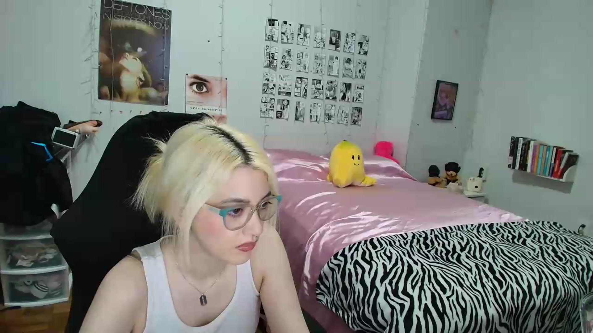 Gallery image thumbnail from AnnaTame's myfreecams stream on, 07/01/2026, 06:17 image 12 of 20