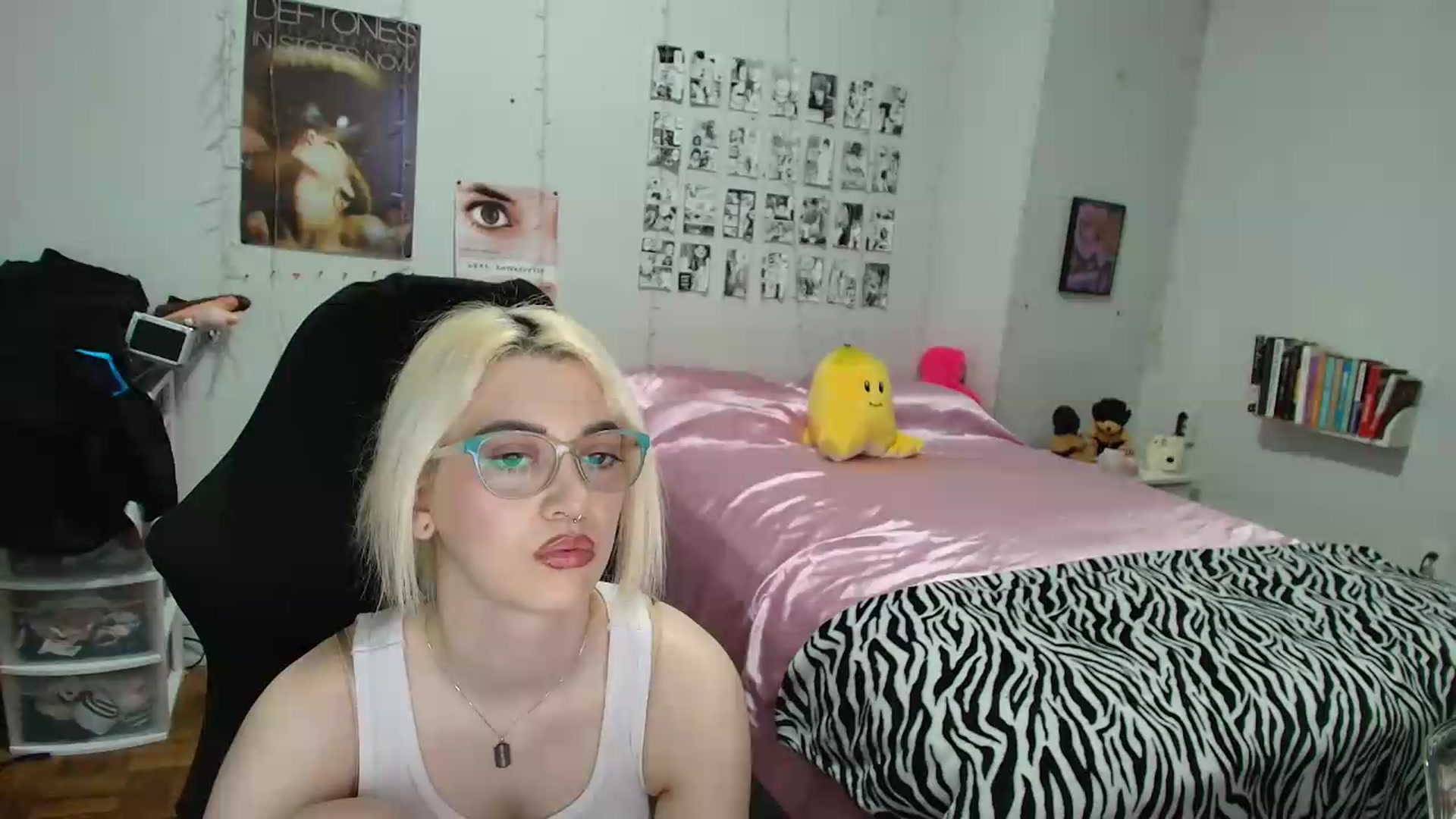 Gallery image thumbnail from AnnaTame's myfreecams stream on, 07/01/2026, 06:17 image 4 of 20