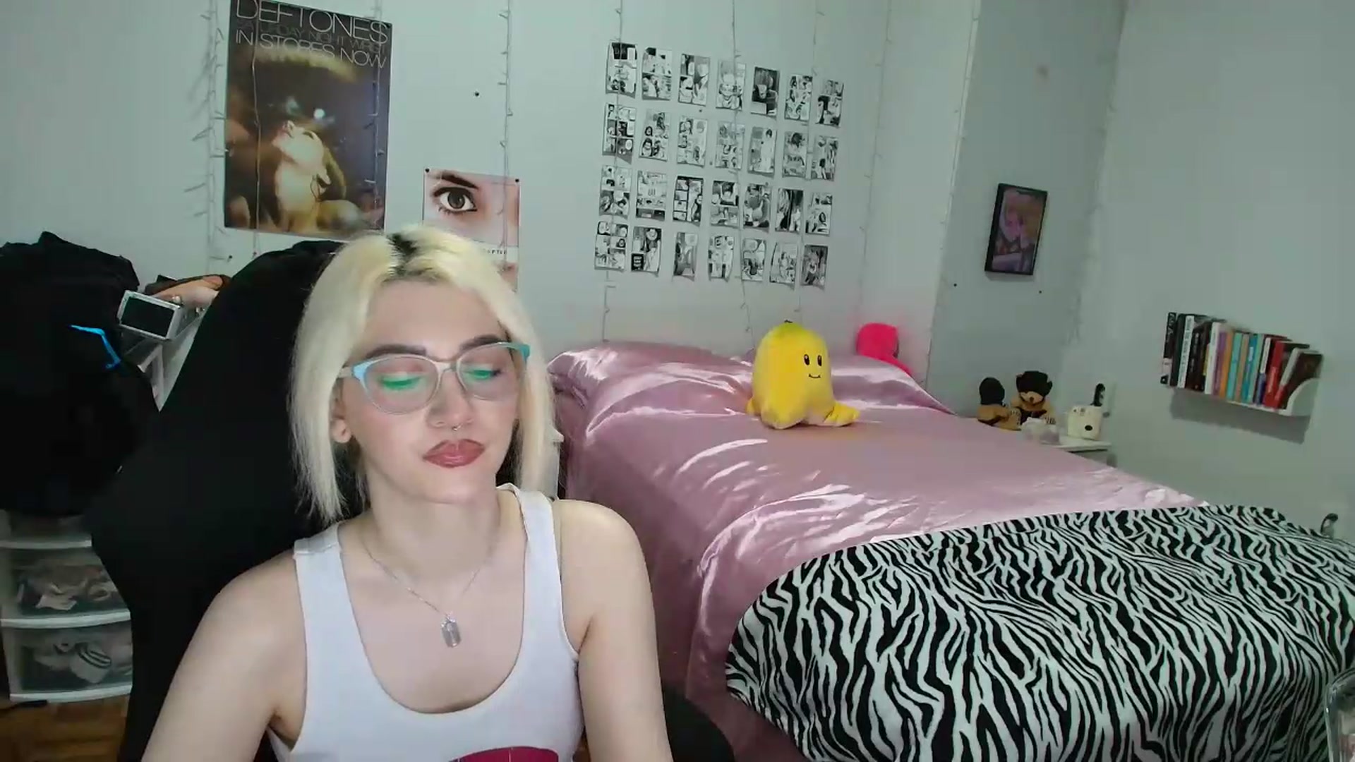 Gallery image thumbnail from AnnaTame's myfreecams stream on, 07/01/2026, 08:18 image 17 of 20