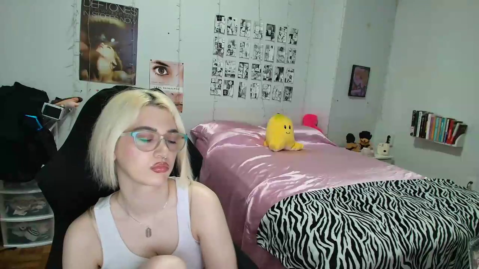 Gallery image thumbnail from AnnaTame's myfreecams stream on, 07/01/2026, 08:18 image 19 of 20
