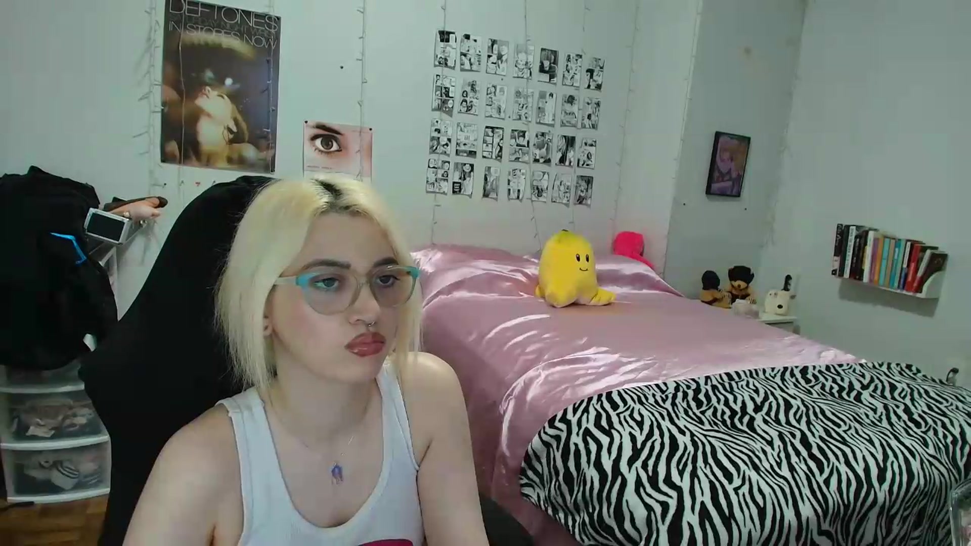 Gallery image thumbnail from AnnaTame's myfreecams stream on, 07/01/2026, 08:18 image 13 of 20