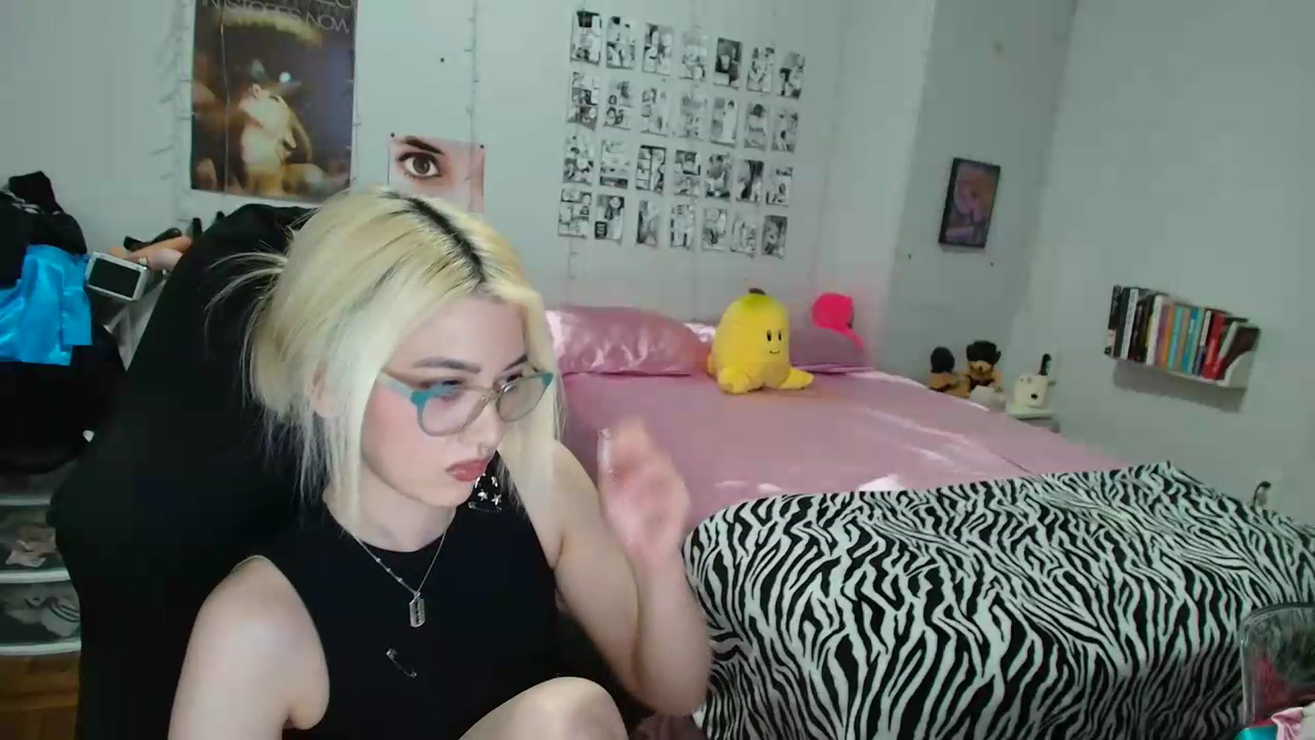 Gallery image thumbnail from AnnaTame's myfreecams stream on, 07/02/2026, 06:10 image 7 of 20