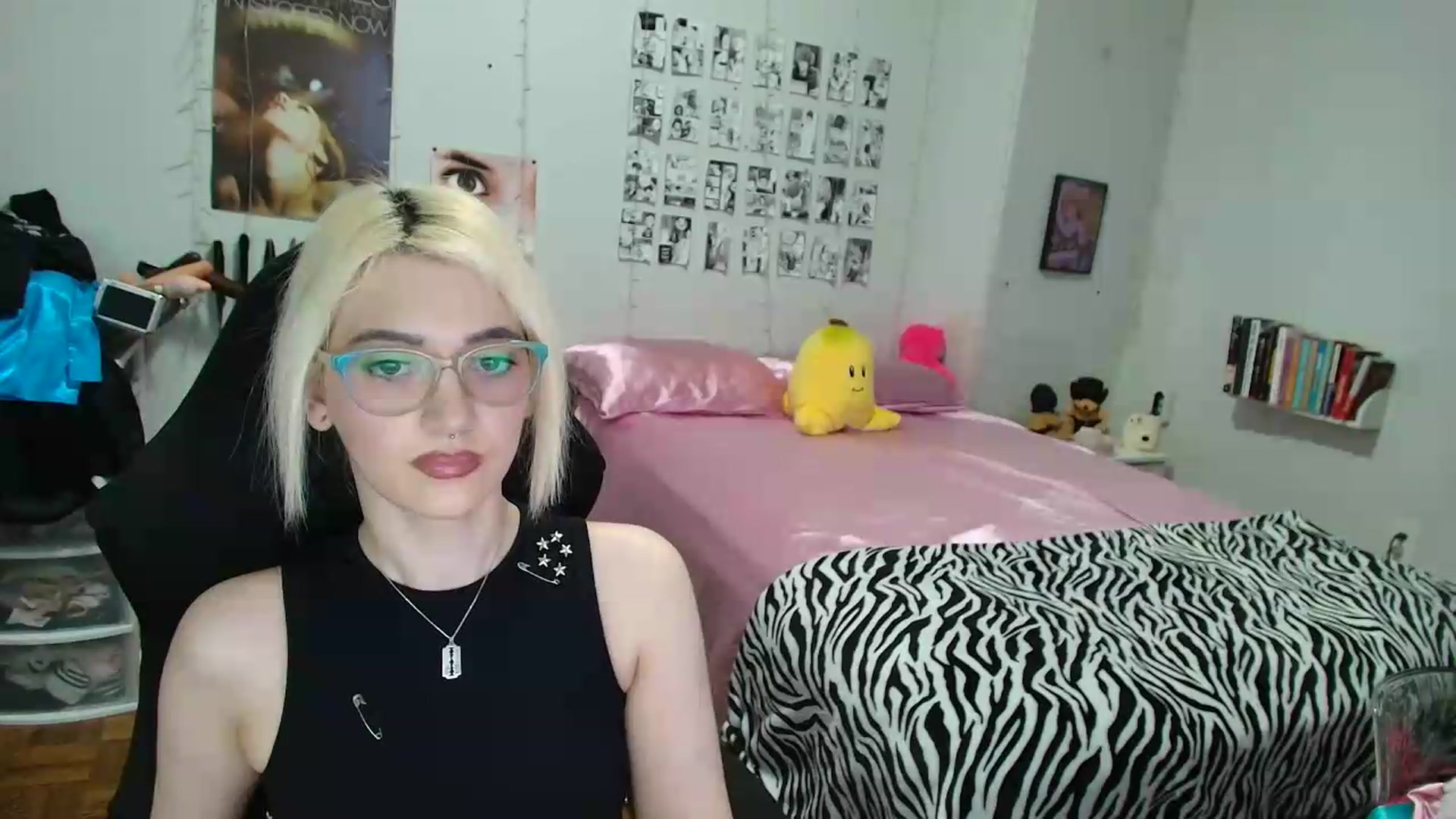Gallery image thumbnail from AnnaTame's myfreecams stream on, 07/02/2026, 06:31 image 15 of 20
