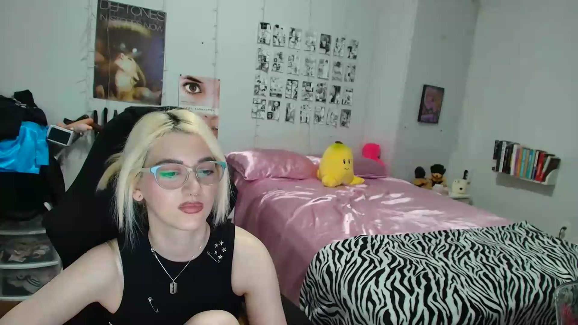 Gallery image thumbnail from AnnaTame's myfreecams stream on, 07/02/2026, 09:51 image 10 of 20