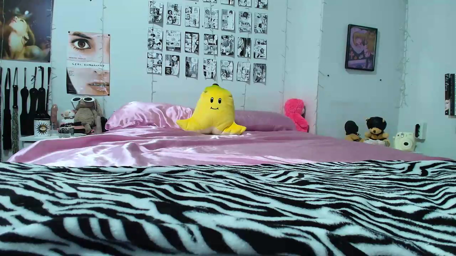 Gallery image thumbnail from AnnaTame's myfreecams stream on, 07/03/2026, 05:14 image 11 of 20