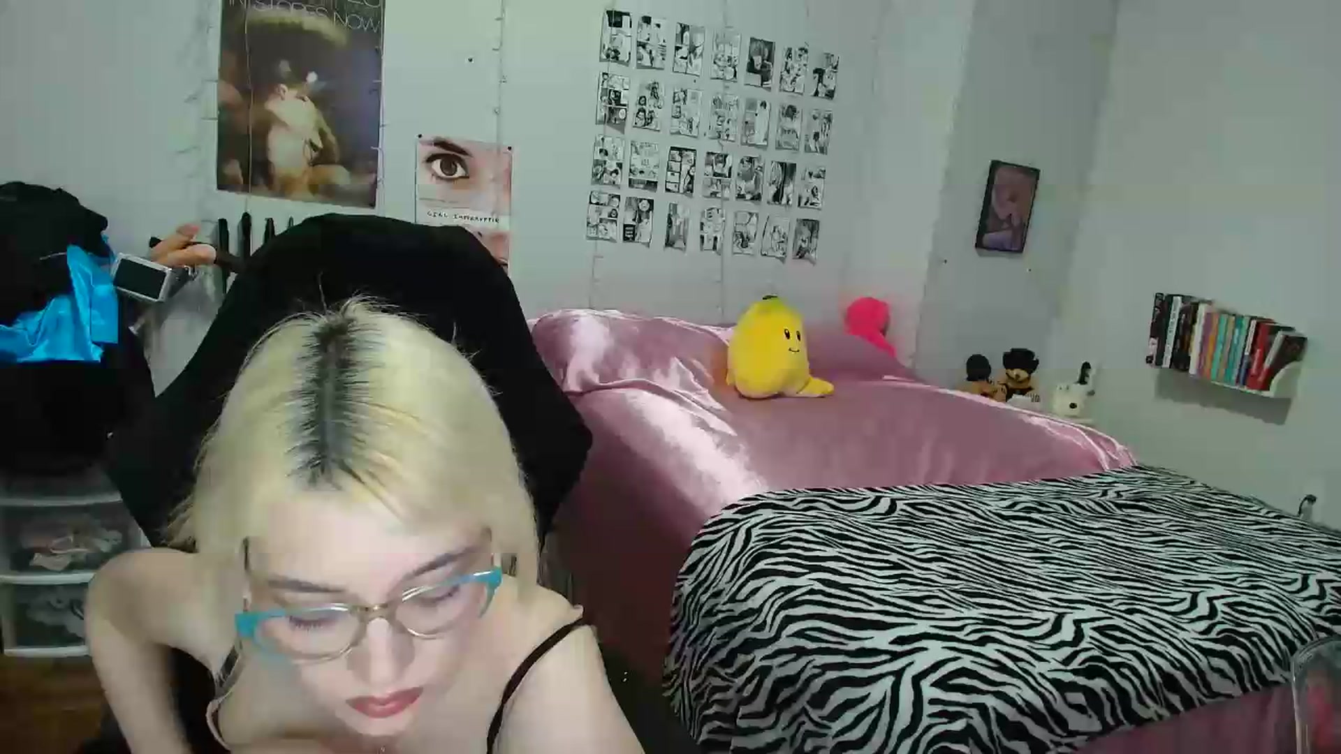 Gallery image thumbnail from AnnaTame's myfreecams stream on, 07/03/2026, 06:31 image 14 of 20