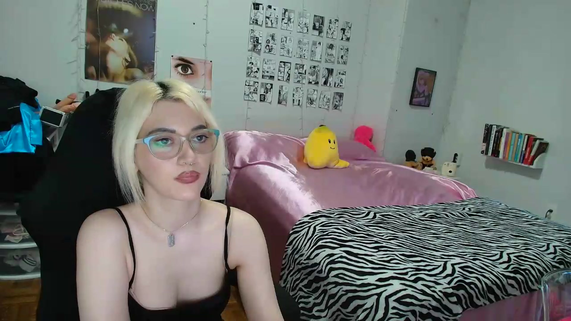 Gallery image thumbnail from AnnaTame's myfreecams stream on, 07/03/2026, 10:30 image 19 of 20