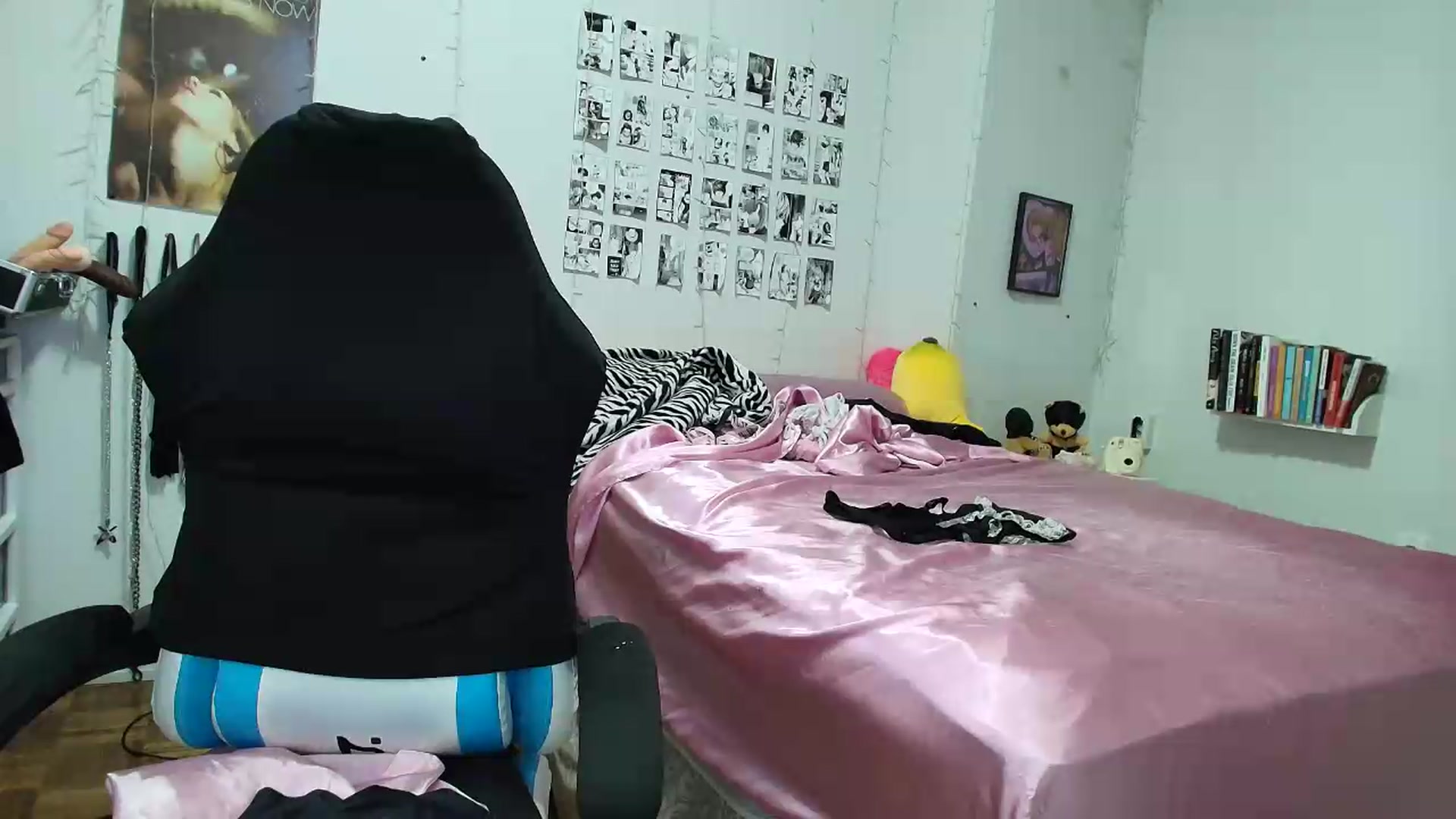 Gallery image thumbnail from AnnaTame's myfreecams stream on, 07/04/2026, 06:21 image 18 of 20