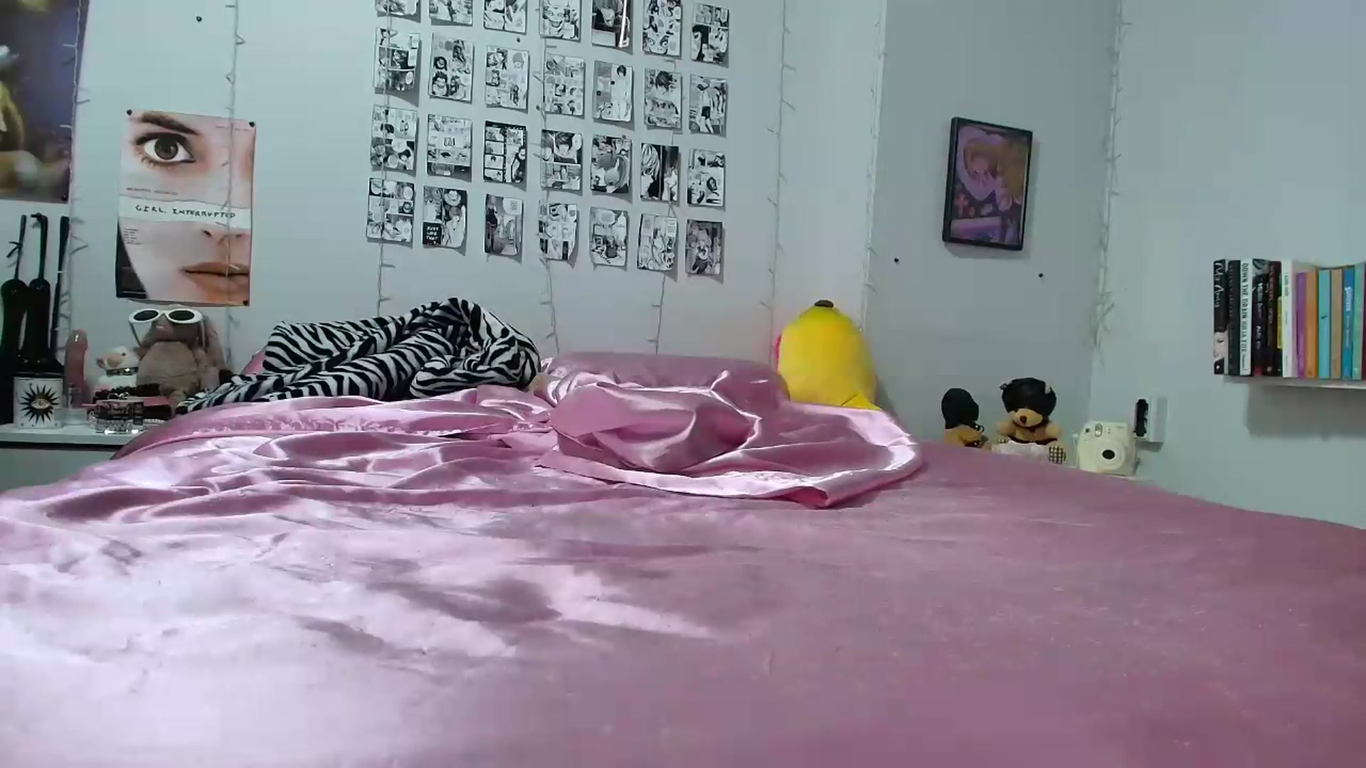 Gallery image thumbnail from AnnaTame's myfreecams stream on, 07/04/2026, 06:21 image 9 of 20