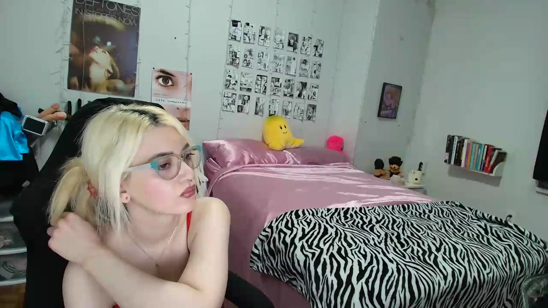 Gallery image thumbnail from AnnaTame's myfreecams stream on, 07/05/2026, 04:47 image 18 of 20