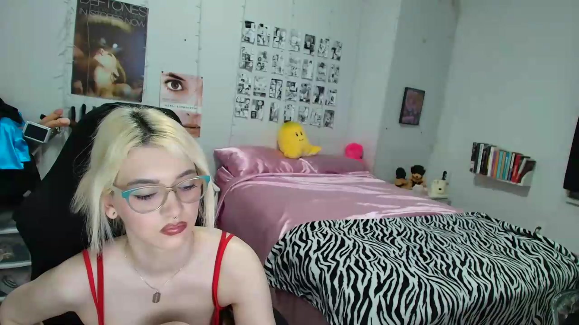 Gallery image thumbnail from AnnaTame's myfreecams stream on, 07/05/2026, 04:47 image 9 of 20