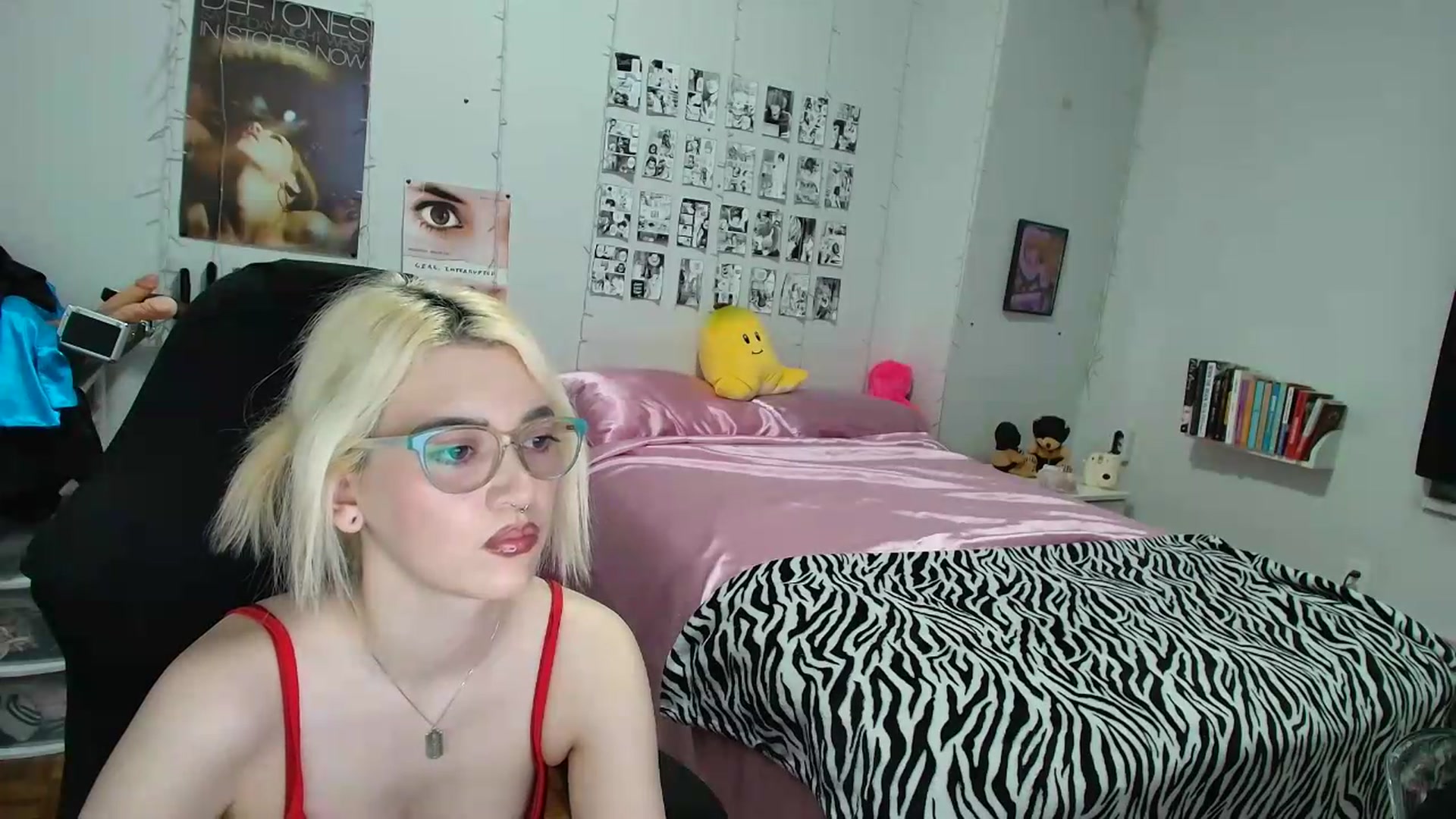 Gallery image thumbnail from AnnaTame's myfreecams stream on, 07/05/2026, 04:47 image 13 of 20