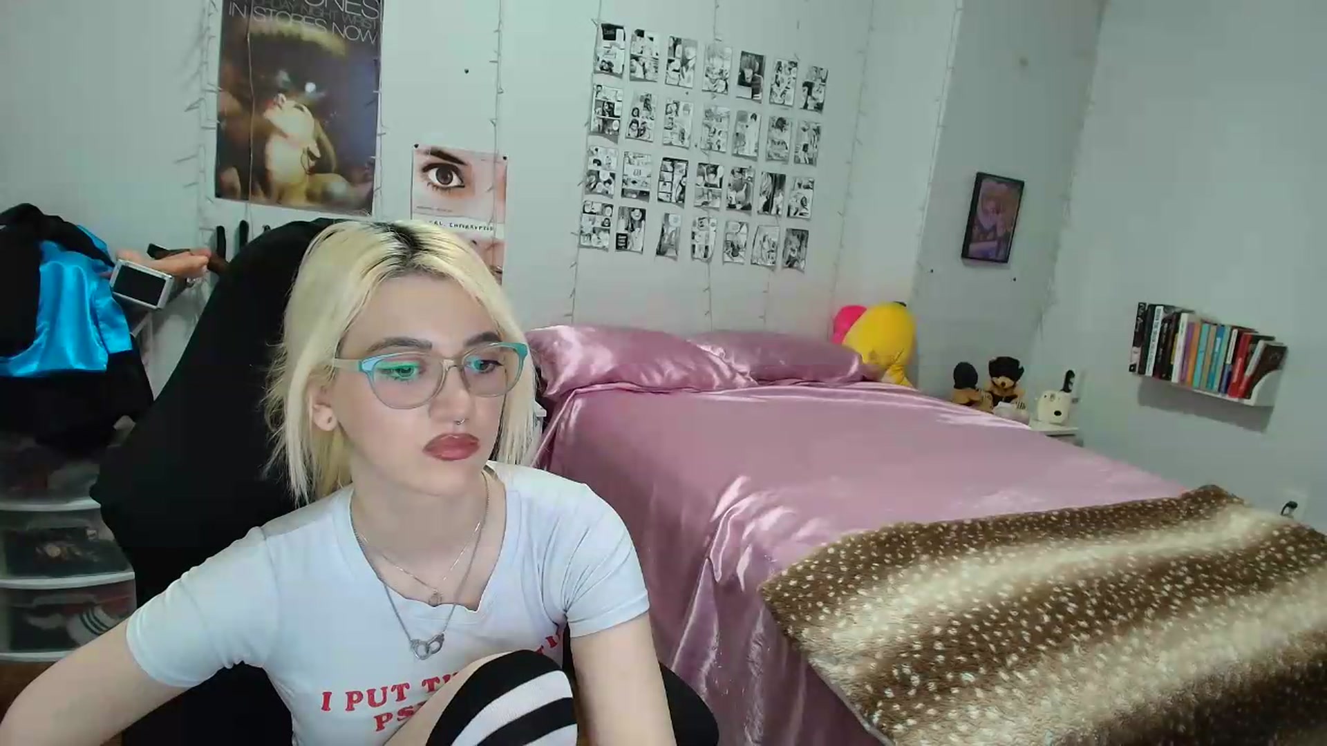 Gallery image thumbnail from AnnaTame's myfreecams stream on, 07/07/2026, 05:55 image 12 of 20