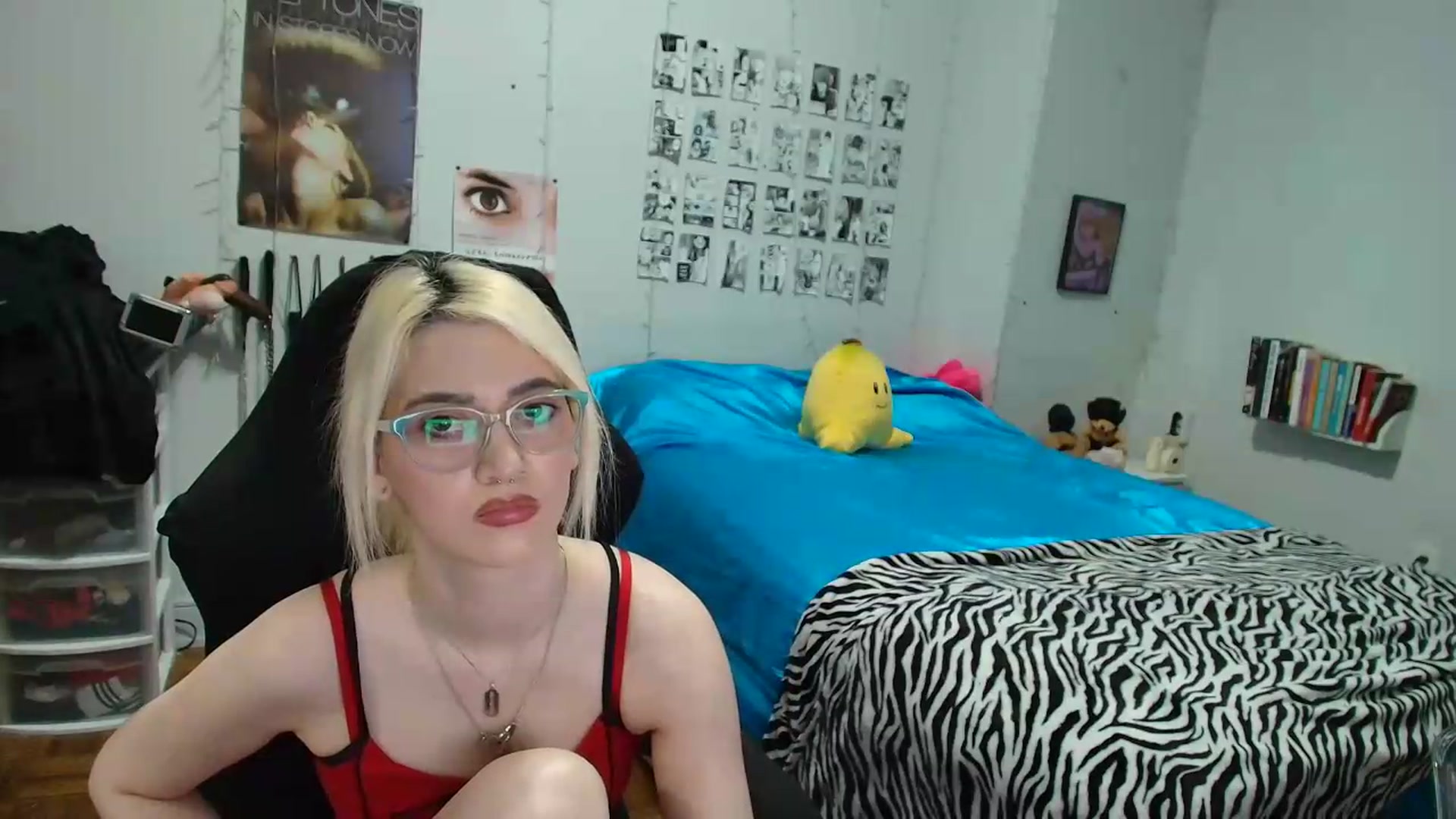 Gallery image thumbnail from AnnaTame's myfreecams stream on, 07/09/2026, 04:12 image 17 of 20