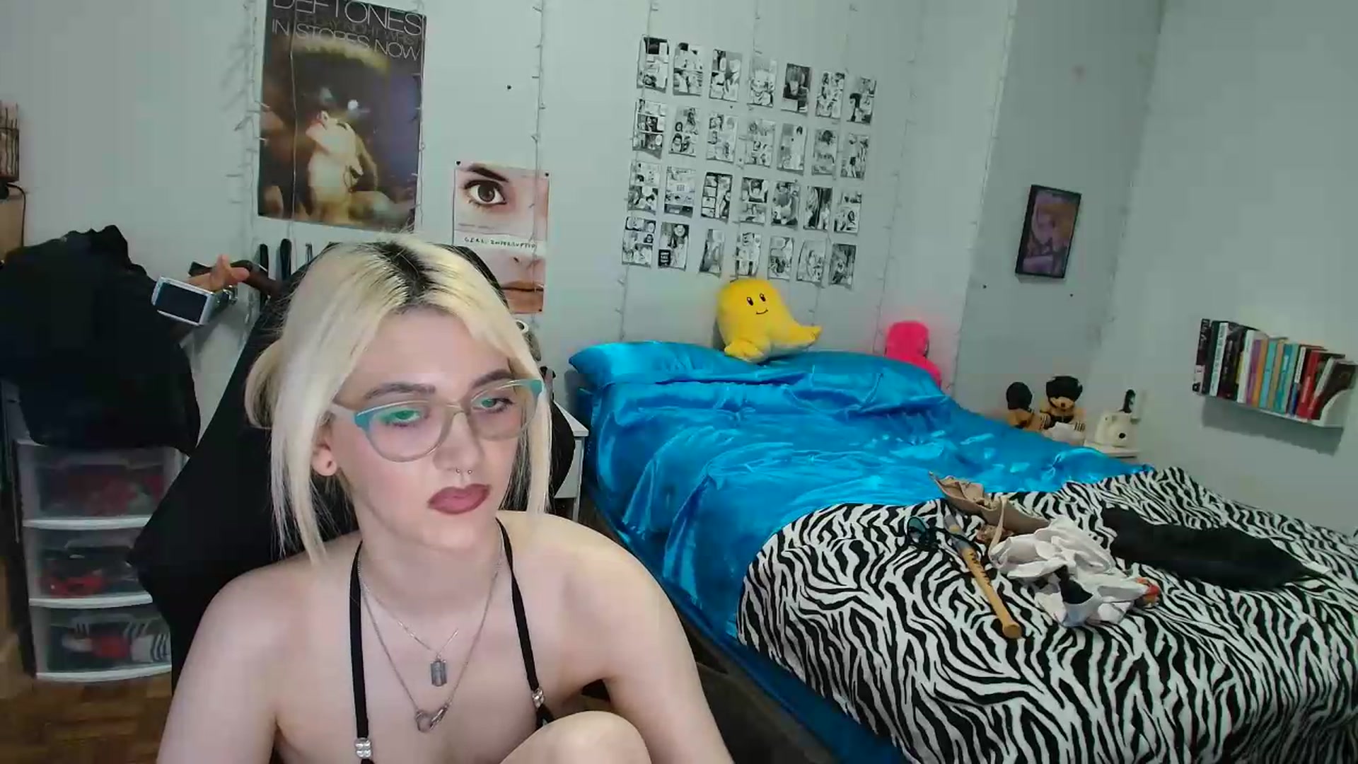 Gallery image thumbnail from AnnaTame's myfreecams stream on, 07/15/2026, 08:10 image 12 of 20