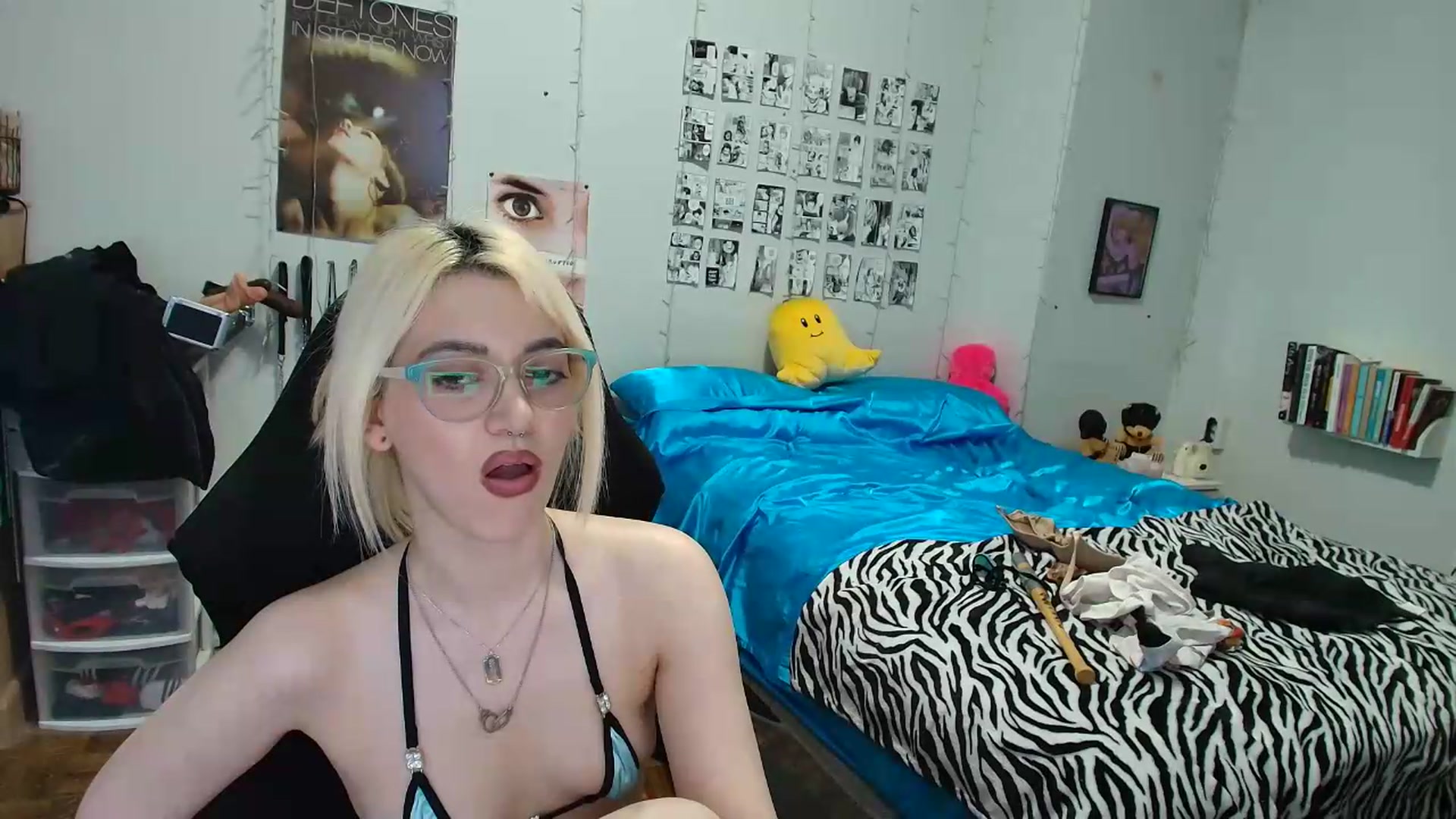 Gallery image thumbnail from AnnaTame's myfreecams stream on, 07/15/2026, 08:10 image 14 of 20