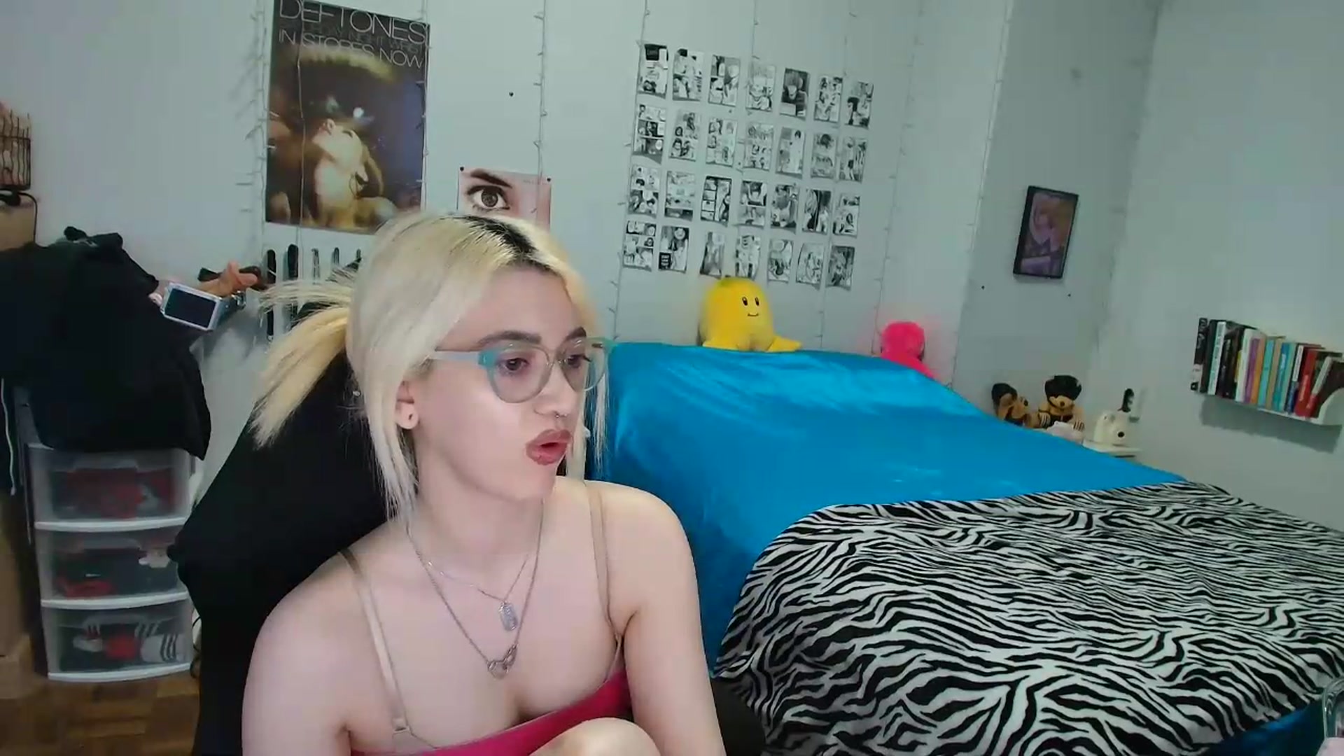 Gallery image thumbnail from AnnaTame's myfreecams stream on, 07/17/2026, 04:54 image 14 of 20