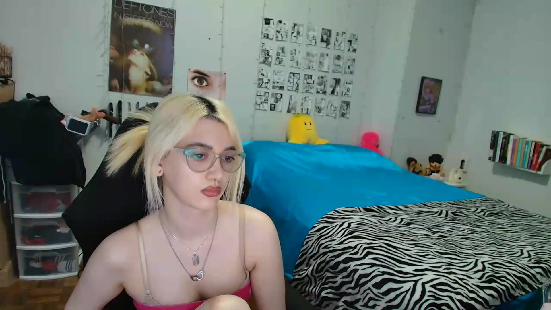 Gallery image thumbnail from AnnaTame's myfreecams stream on, 07/17/2026, 04:54 image 17 of 20