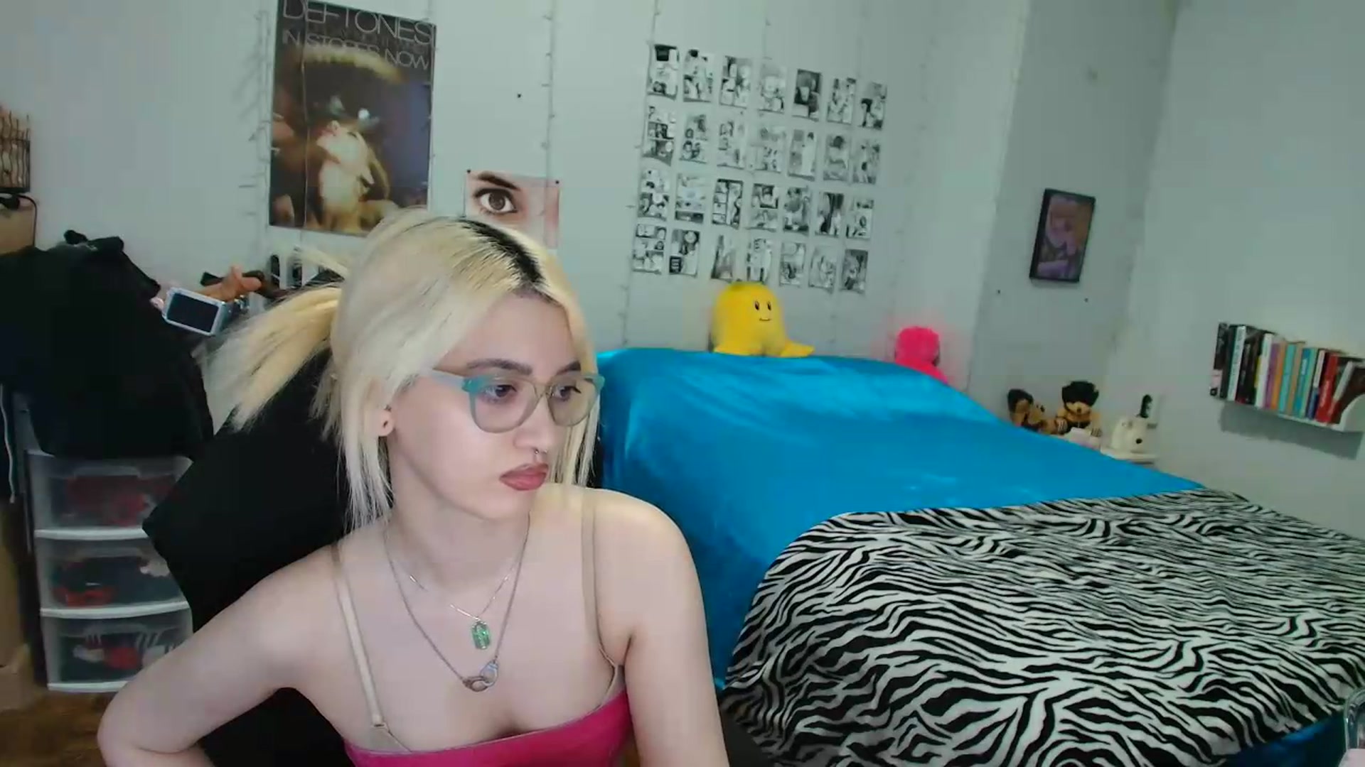 Gallery image thumbnail from AnnaTame's myfreecams stream on, 07/17/2026, 04:54 image 16 of 20