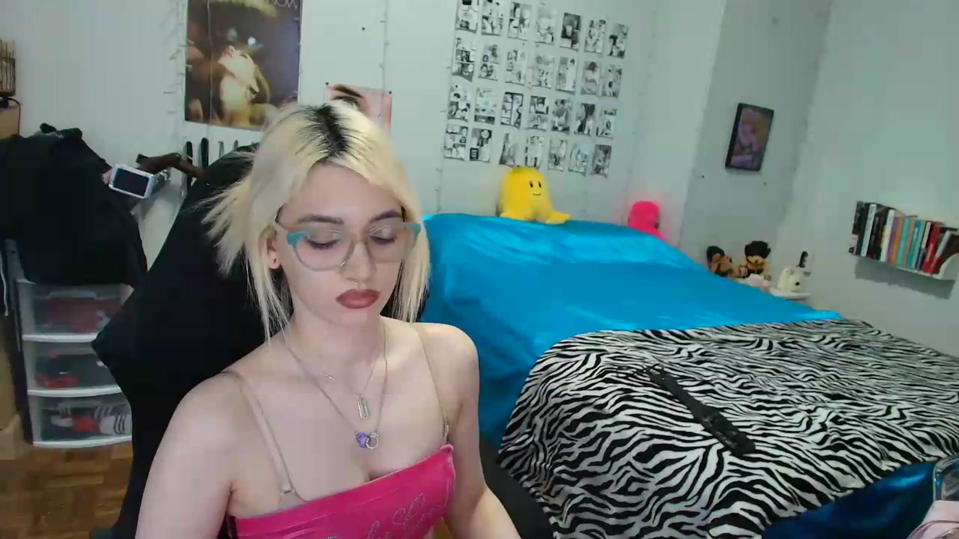 Gallery image thumbnail from AnnaTame's myfreecams stream on, 07/17/2026, 07:05 image 14 of 20