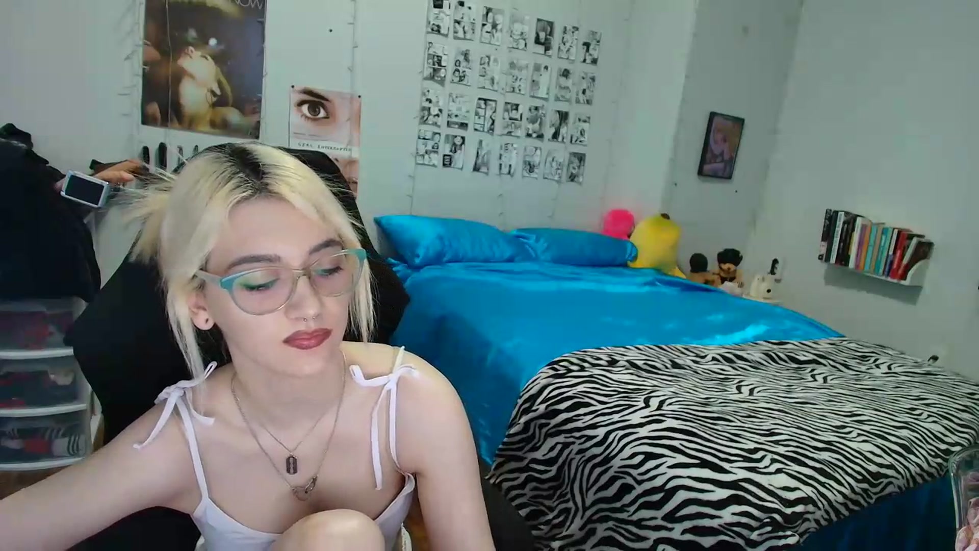 Gallery image thumbnail from AnnaTame's myfreecams stream on, 07/19/2026, 04:02 image 4 of 20