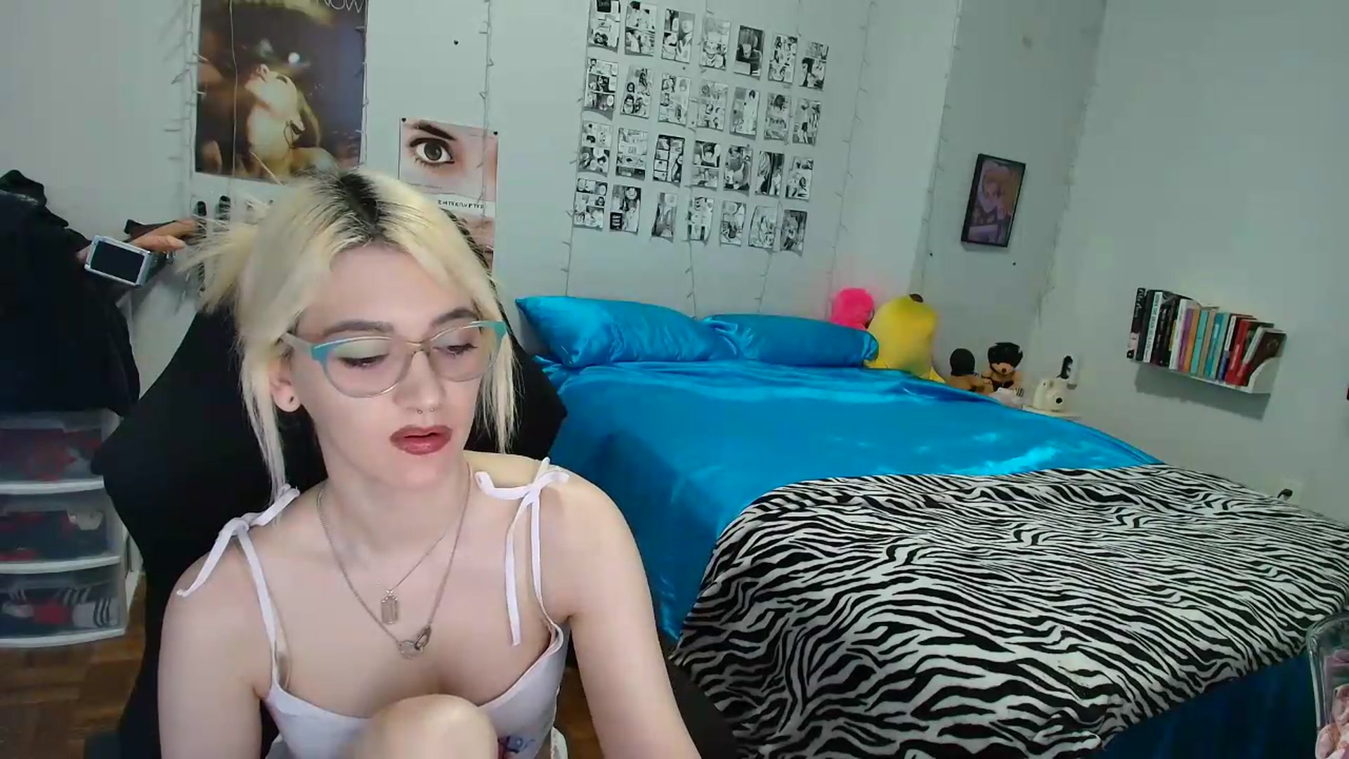 Gallery image thumbnail from AnnaTame's myfreecams stream on, 07/19/2026, 04:02 image 2 of 20