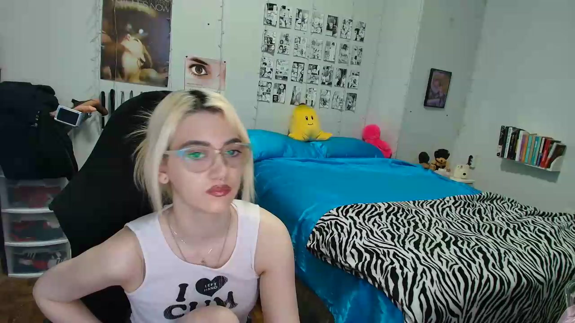 Gallery image thumbnail from AnnaTame's myfreecams stream on, 07/21/2026, 04:00 image 15 of 20
