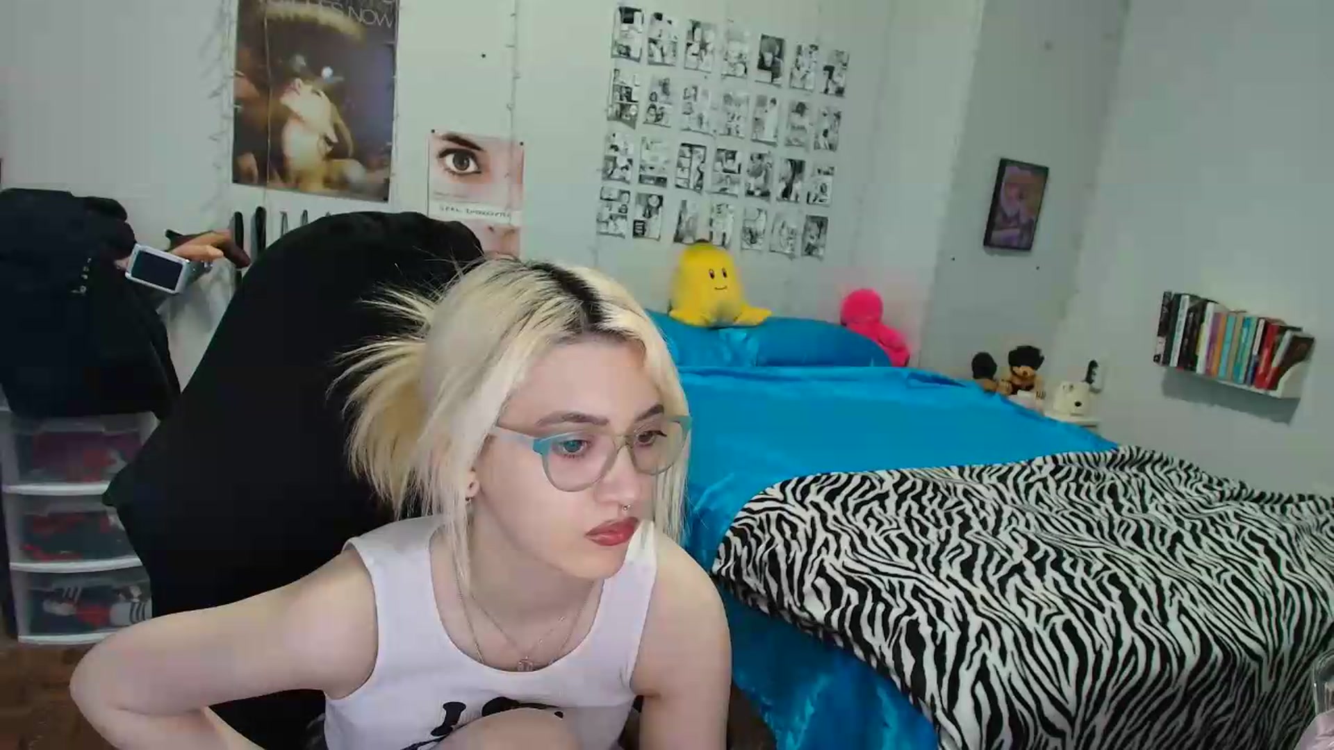Gallery image thumbnail from AnnaTame's myfreecams stream on, 07/21/2026, 04:00 image 12 of 20