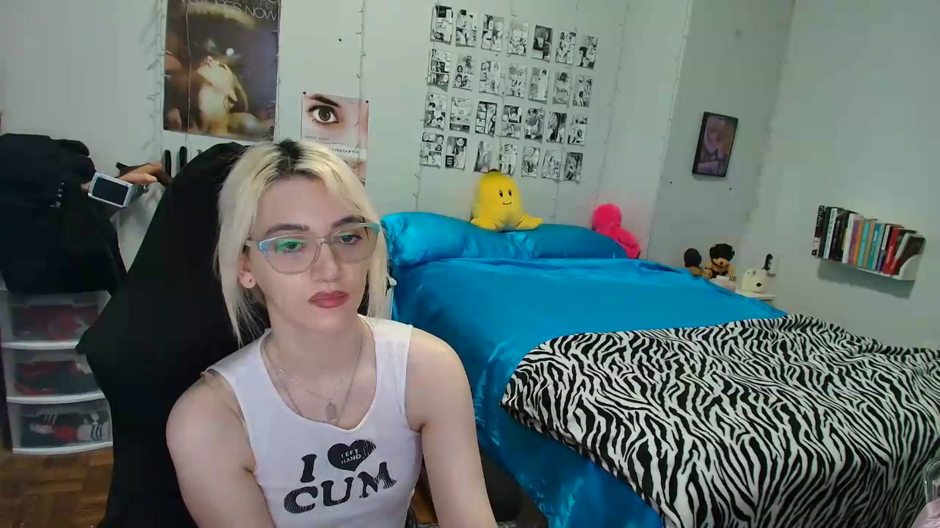 Gallery image thumbnail from AnnaTame's myfreecams stream on, 07/21/2026, 05:09 image 17 of 20