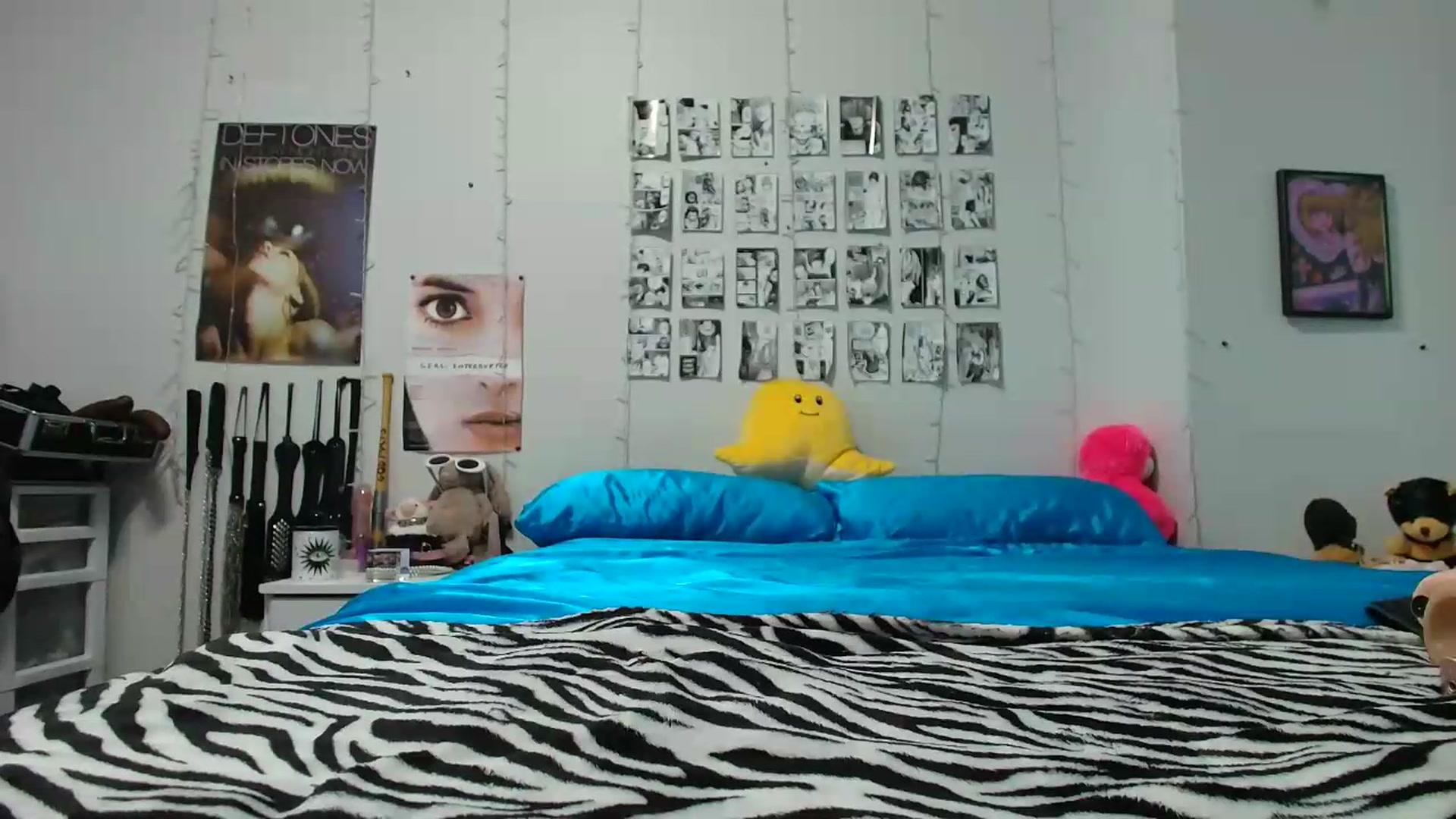 Gallery image thumbnail from AnnaTame's myfreecams stream on, 07/22/2026, 04:50 image 18 of 20