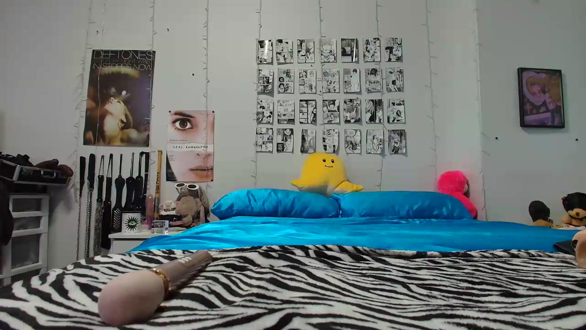Gallery image thumbnail from AnnaTame's myfreecams stream on, 07/22/2026, 04:50 image 17 of 20